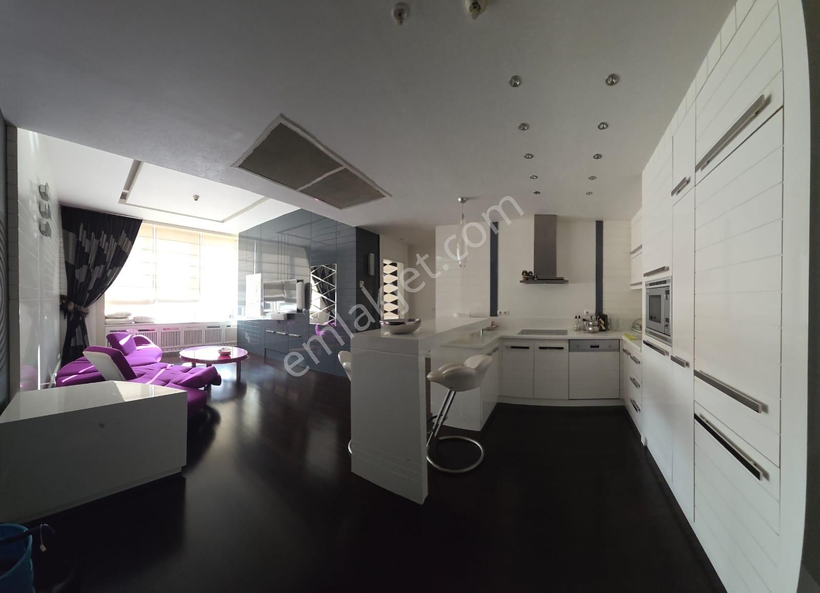 Polat Tower Resıdence Boğaz Manzaralı Eşyalı Kiralık 1+1 - Görsel 13