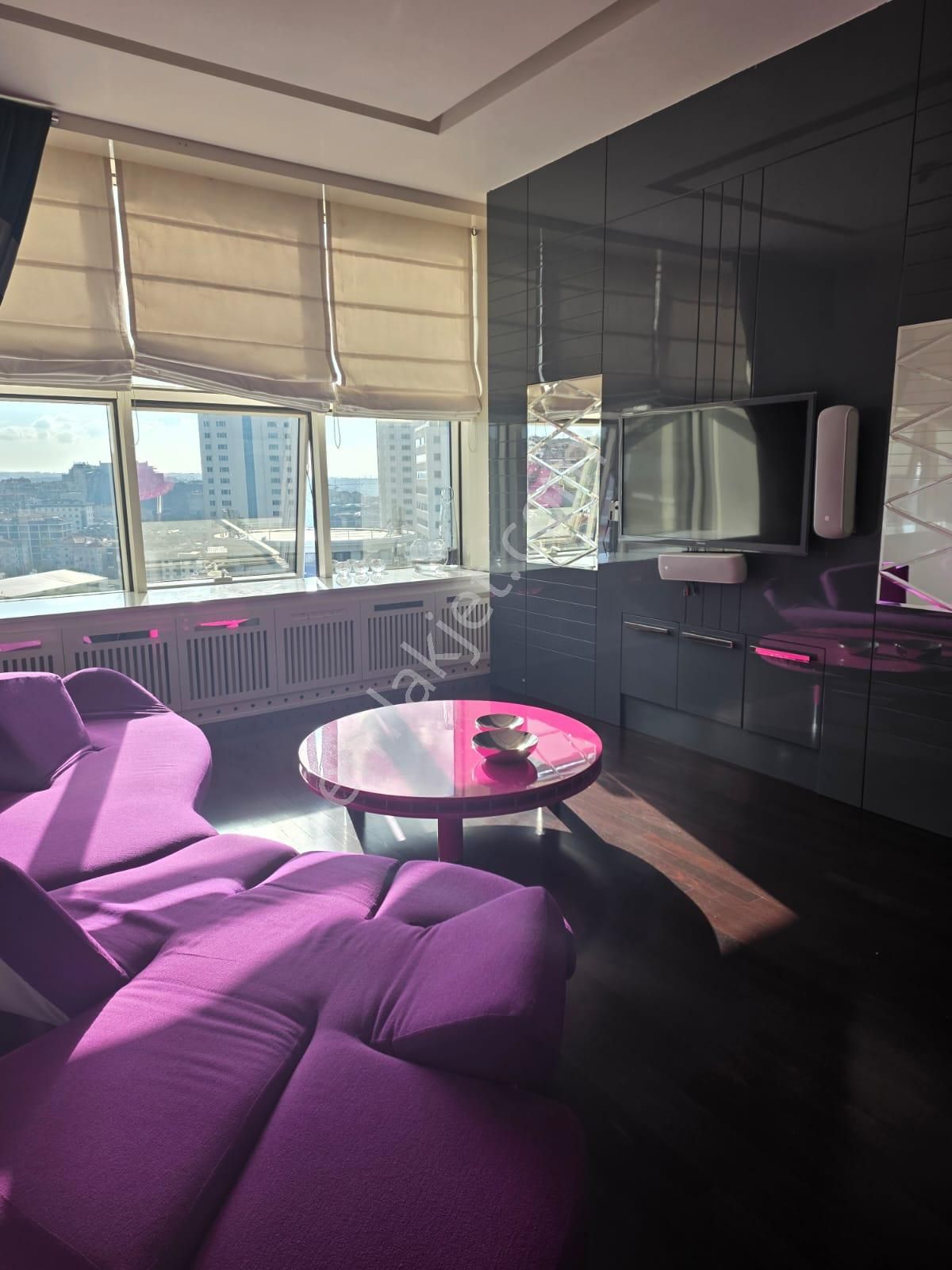 Polat Tower Resıdence Boğaz Manzaralı Eşyalı Kiralık 1+1 - Görsel 8