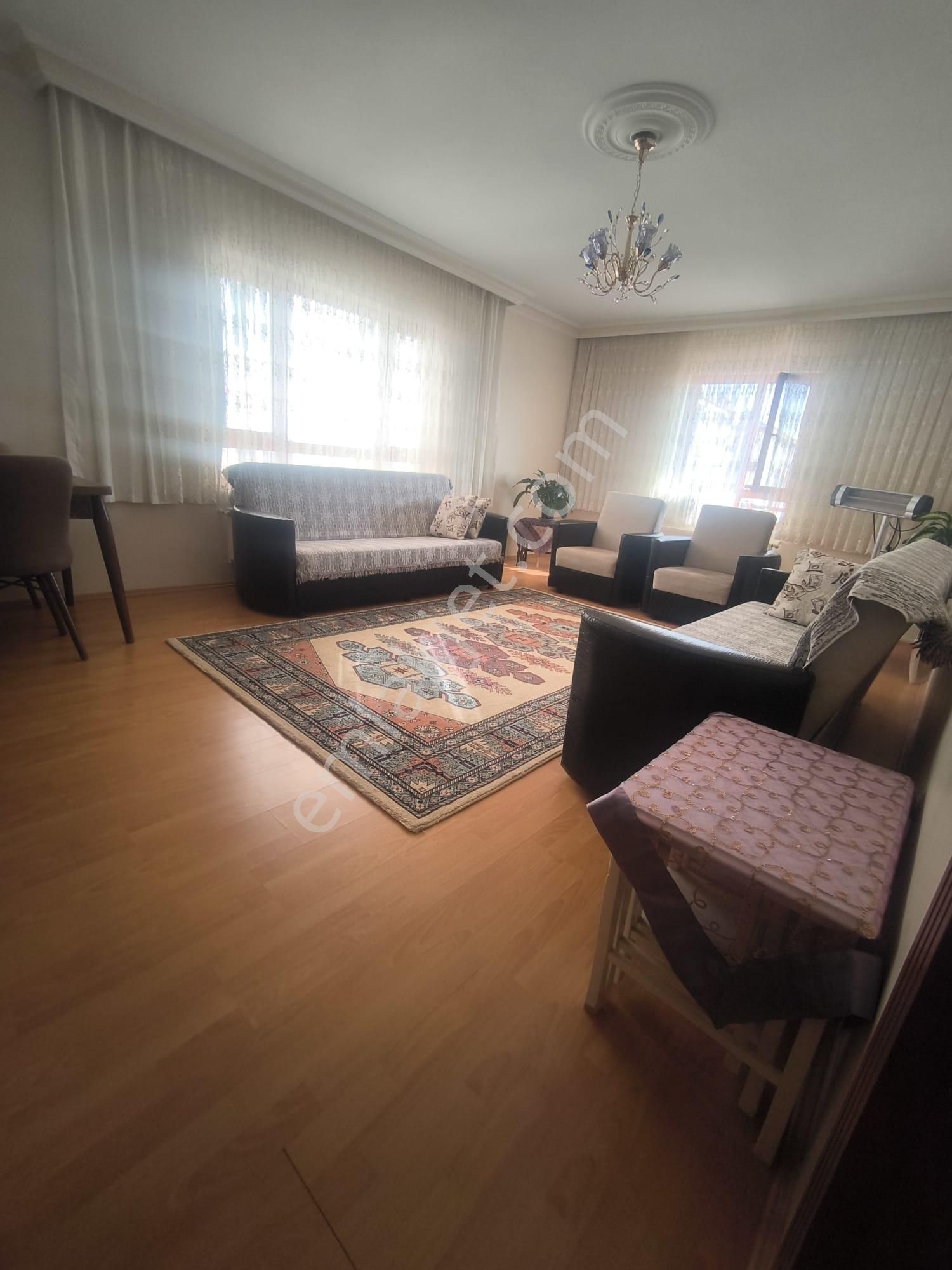 Pursaklar Mehmet Zengin Emlak'tan Merkezde, Bağımsız Salon, Masrafsız, 3.kat 3+1 Daire - Görsel 4