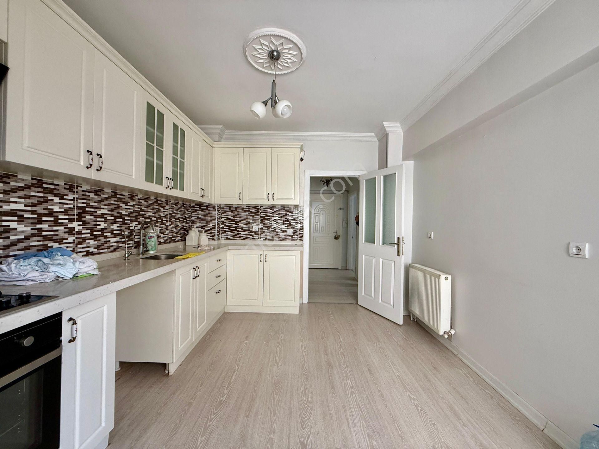 Kalecik Emlak'tan Hicret Cami Yanı 4+1 160m² Ebeveyn Banyo Kiler Güney - Görsel 4