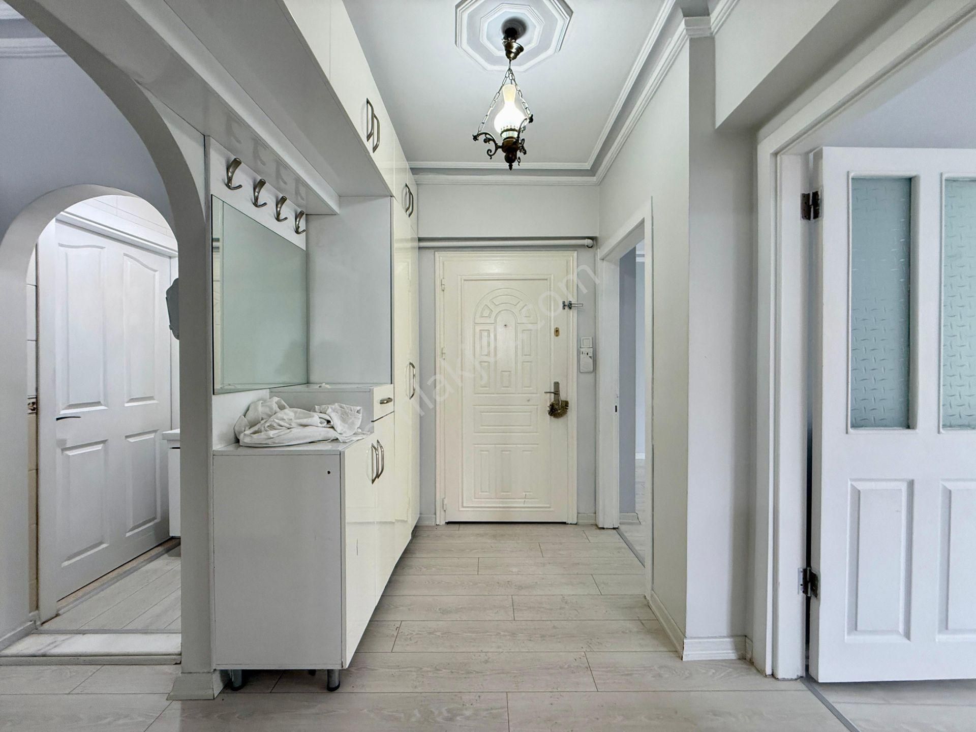 Kalecik Emlak'tan Hicret Cami Yanı 4+1 160m² Ebeveyn Banyo Kiler Güney - Görsel 24