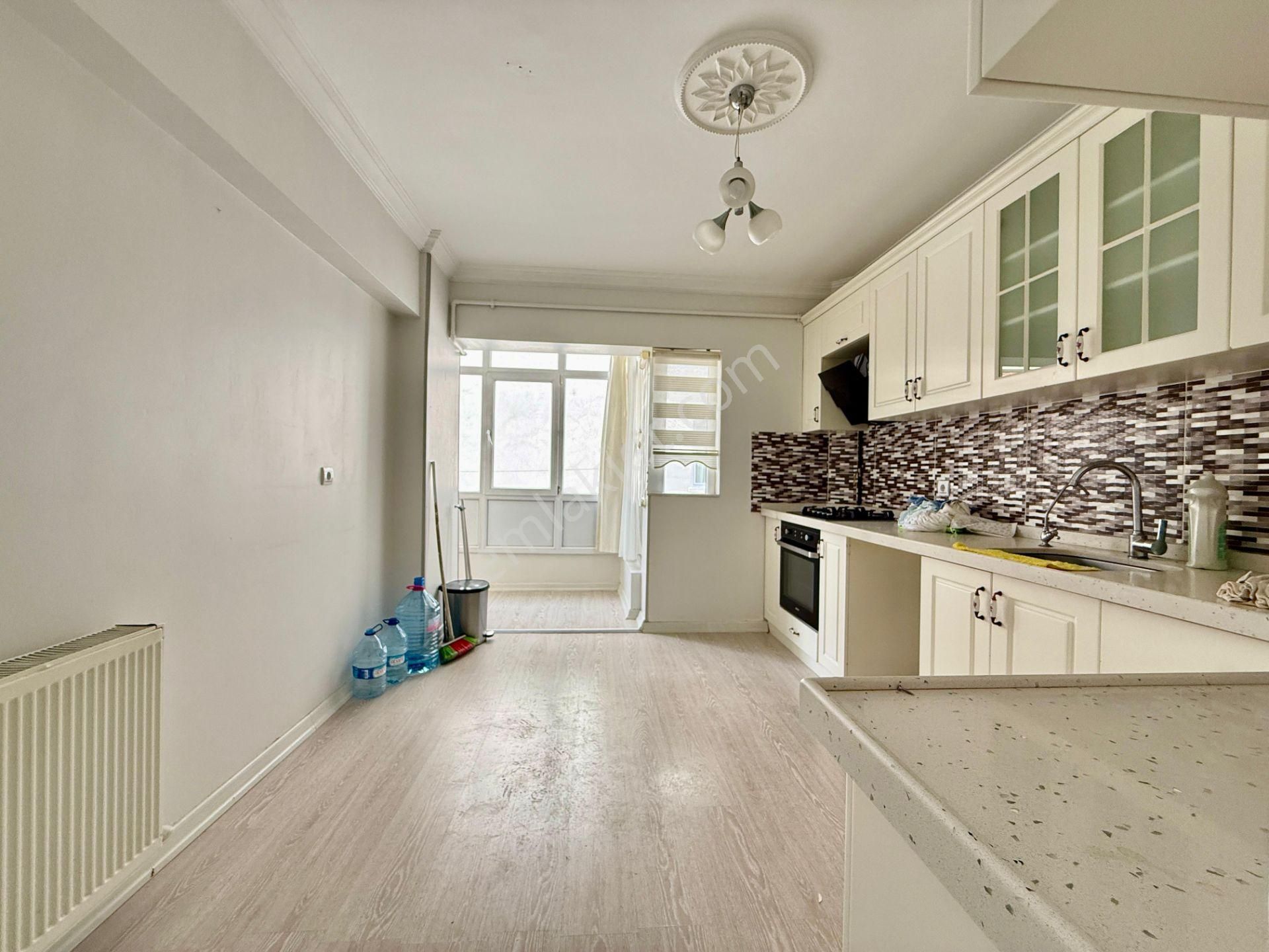 Kalecik Emlak'tan Hicret Cami Yanı 4+1 160m² Ebeveyn Banyo Kiler Güney - Görsel 5