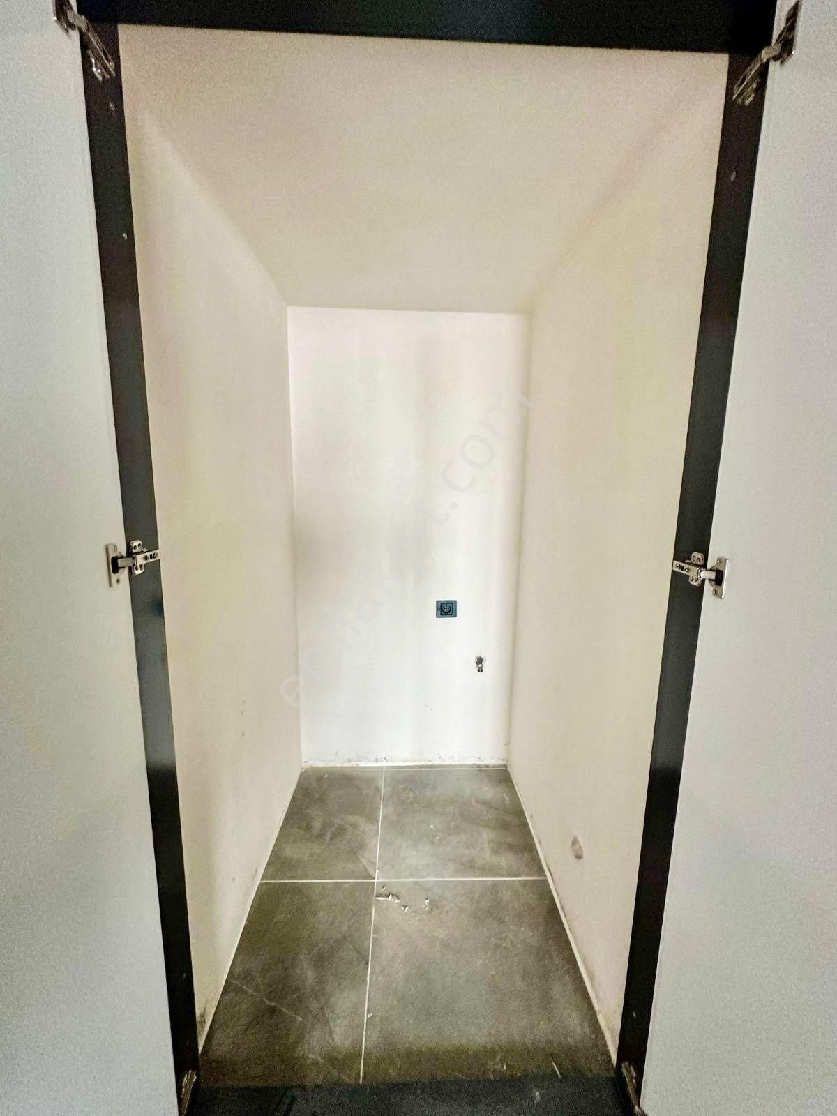 Pursaklar Mehmet Zengin Emlak'tan Kapalı Otoparklı Çift Banyolu 6.kat 4+1 Ultra Lüks Sitede Daire - Görsel 32