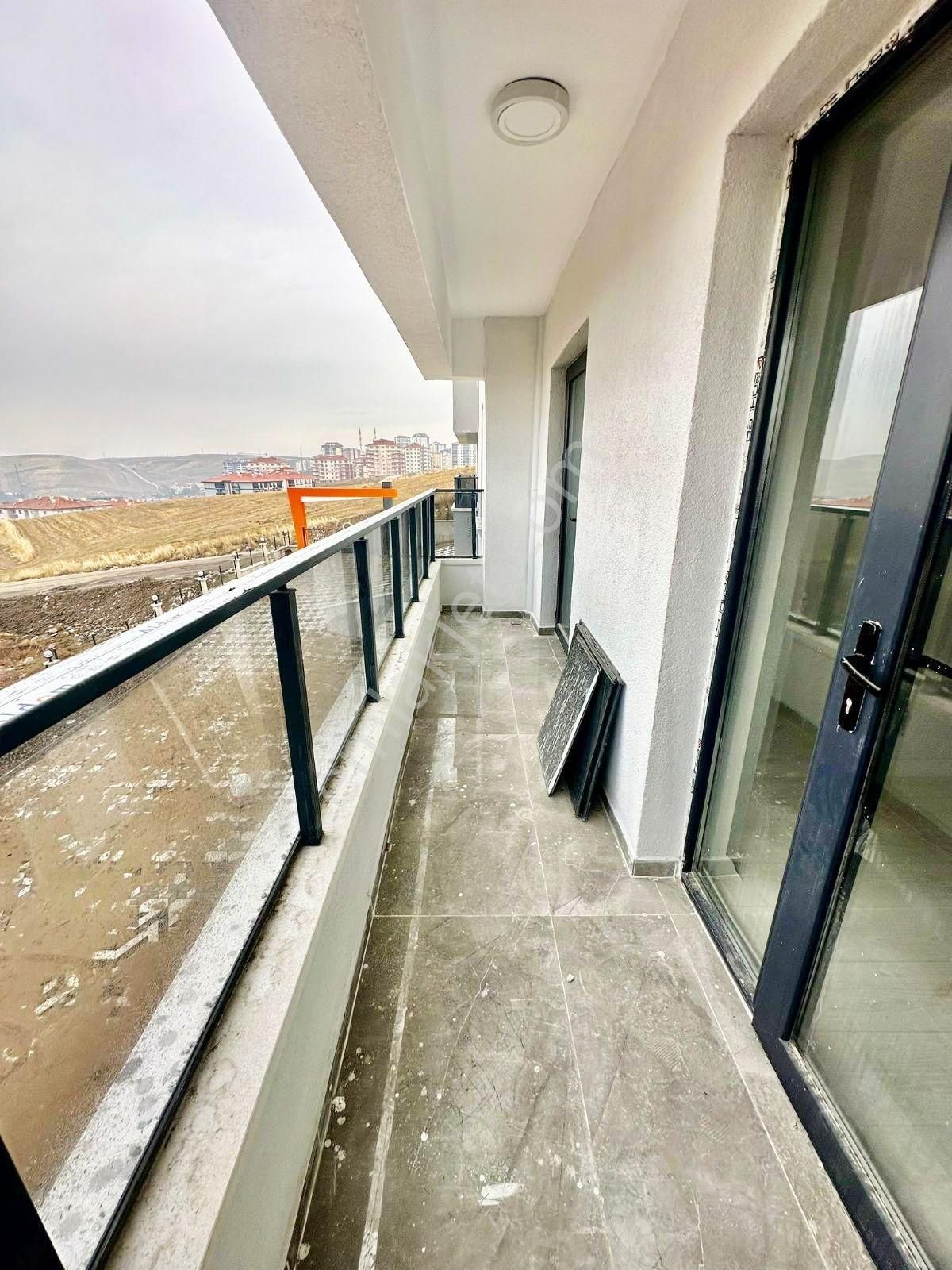 Pursaklar Mehmet Zengin Emlak'tan Kapalı Otoparklı Çift Banyolu 6.kat 4+1 Ultra Lüks Sitede Daire - Görsel 26