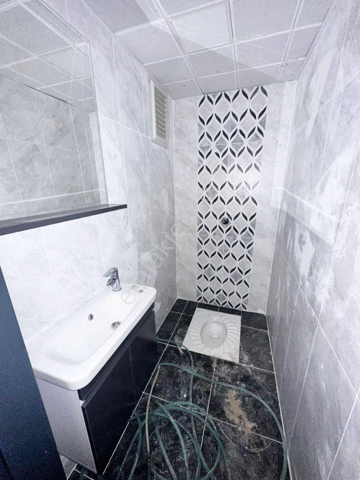 Pursaklar Mehmet Zengin Emlak'tan Kapalı Otoparklı Çift Banyolu 6.kat 4+1 Ultra Lüks Sitede Daire - Görsel 27