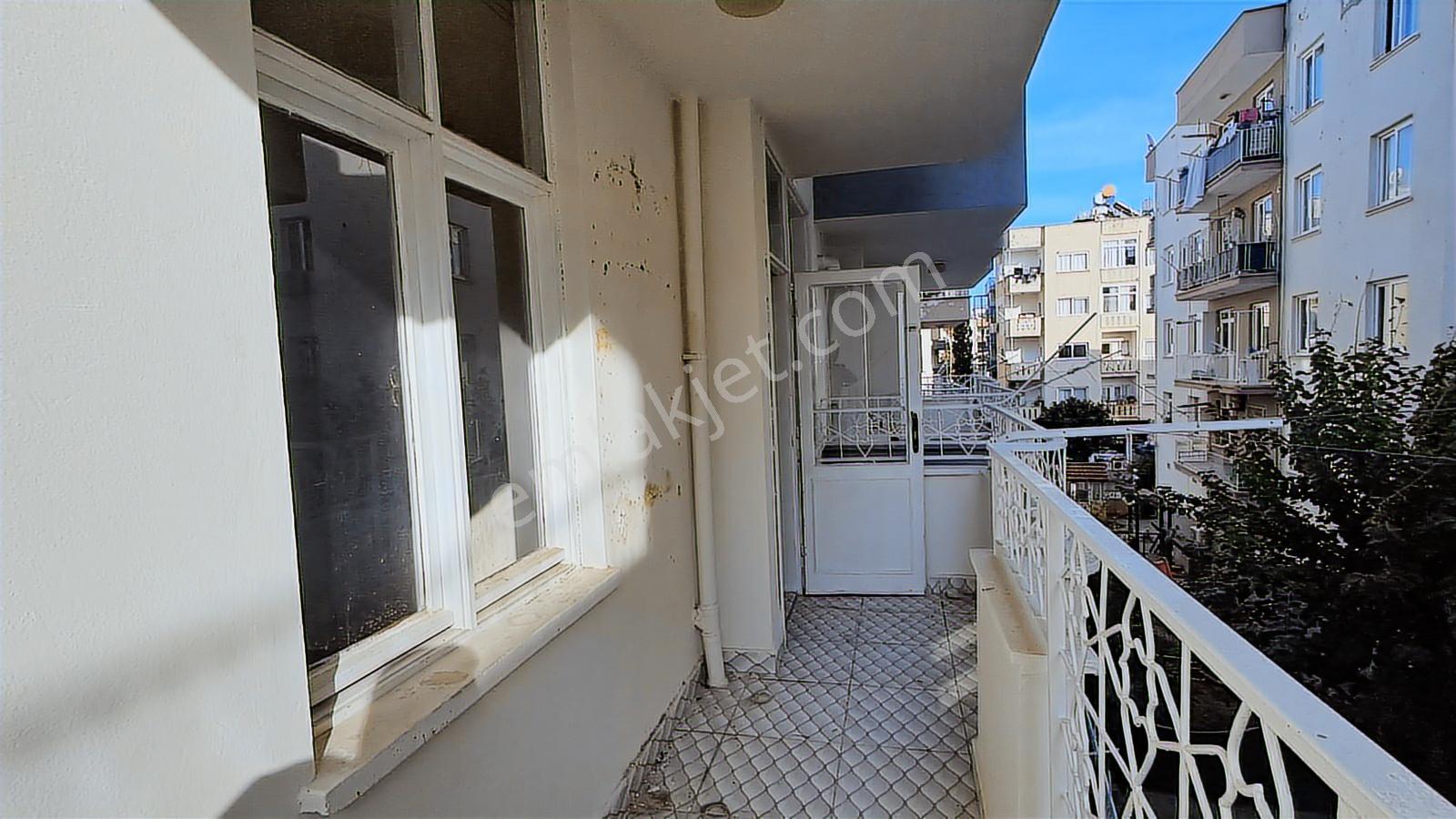 Tüzün'den Aydınlıkevler'de 3+1 Satılık Daire - Görsel 11