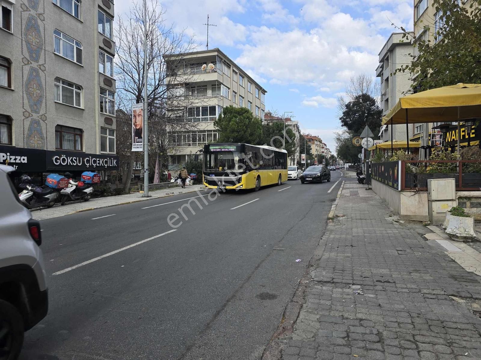 Zuhuratbaba Da 2000 Yapımı 4.kat 130m2 Asansörlü K.otoparklı - Görsel 17