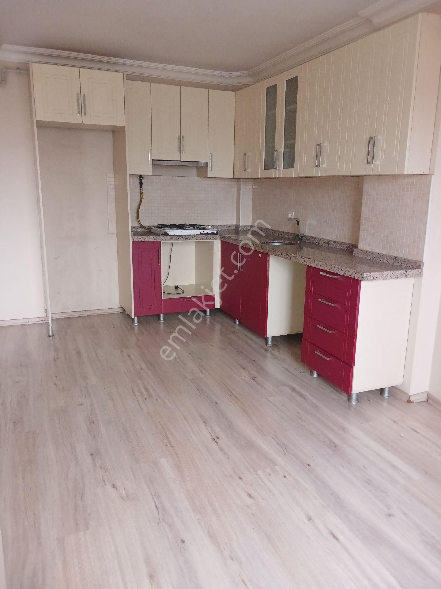 Kağıthane Çeliktepe Mahallesi'nde Dubleks 2+1 Satılık Daire - Görsel 12