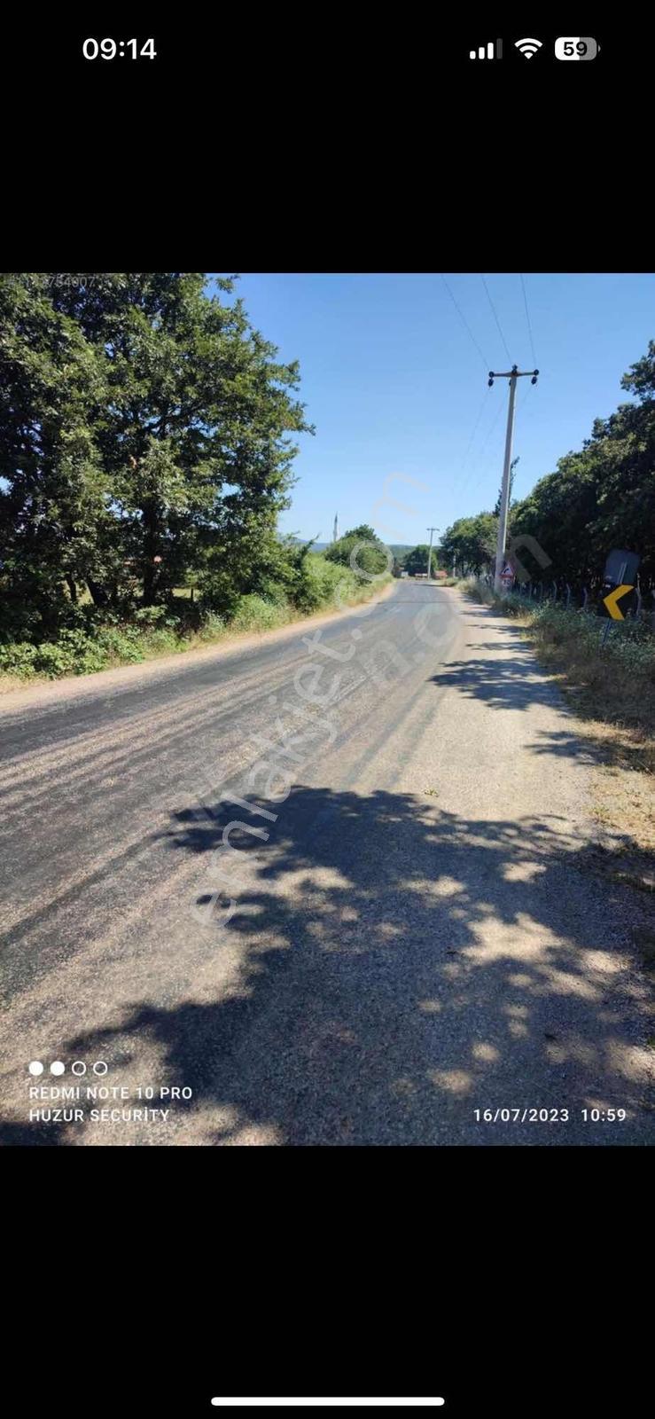 Karacabey Yarış Köyünde Satılık Ana Asfalta Cephe Arsa