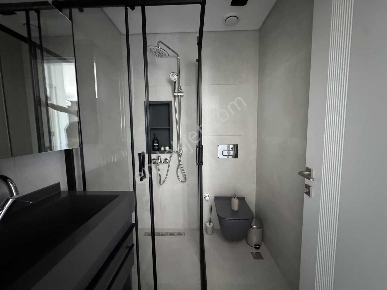 Akram'dan Ultra Lüks 1+1 Geniş Daire - Görsel 14