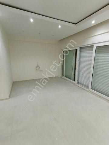 Kuşadasında Site İçinde 3+1 Bahçeli Satılık Daire - Görsel 18