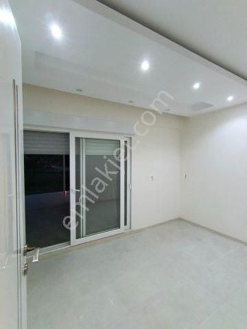 Kuşadasında Site İçinde 3+1 Bahçeli Satılık Daire - Görsel 2