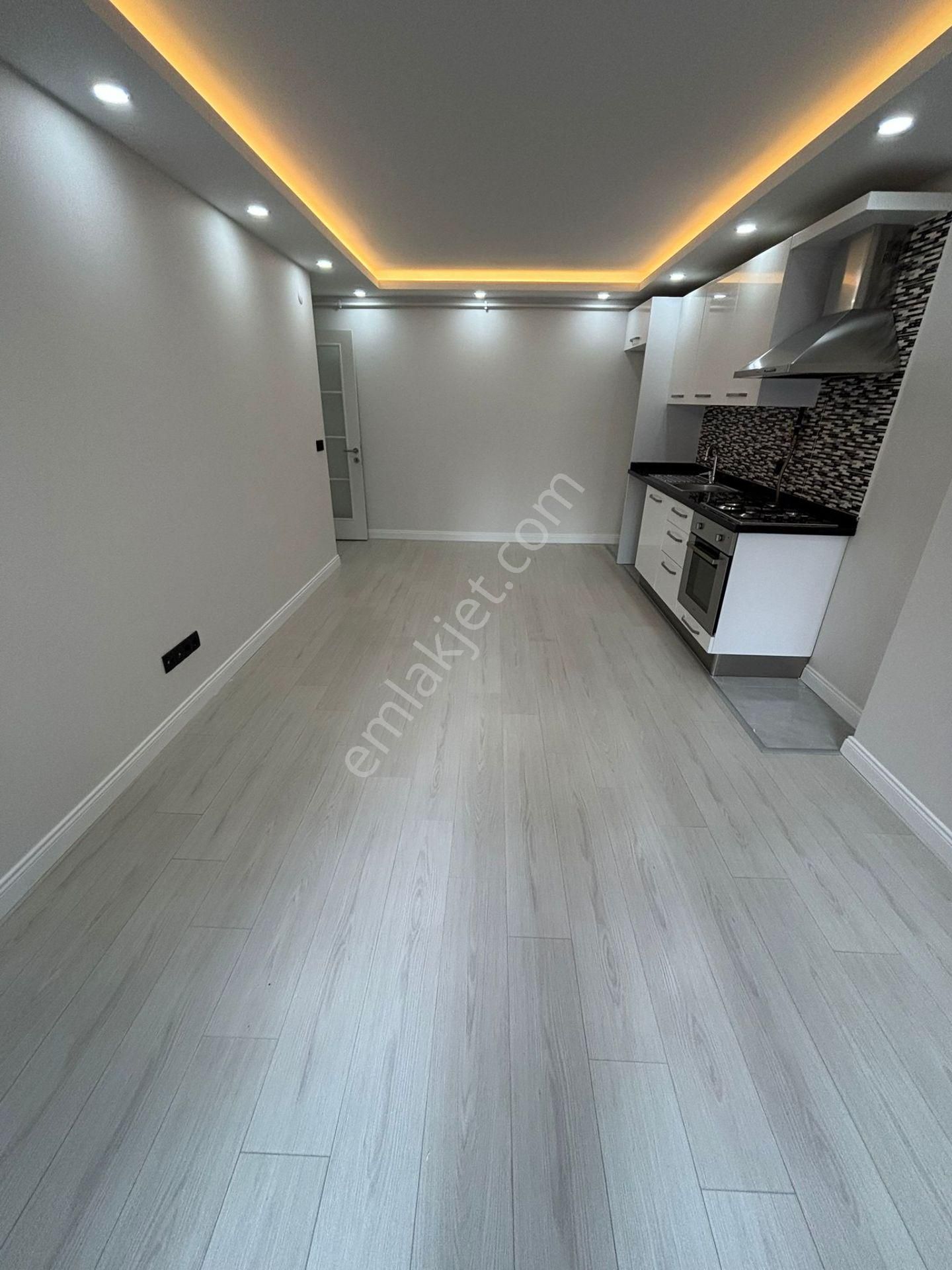 Kaçmaz'dan Yeni Binada Ara Katta 2+1 Balkonlu - Görsel 9