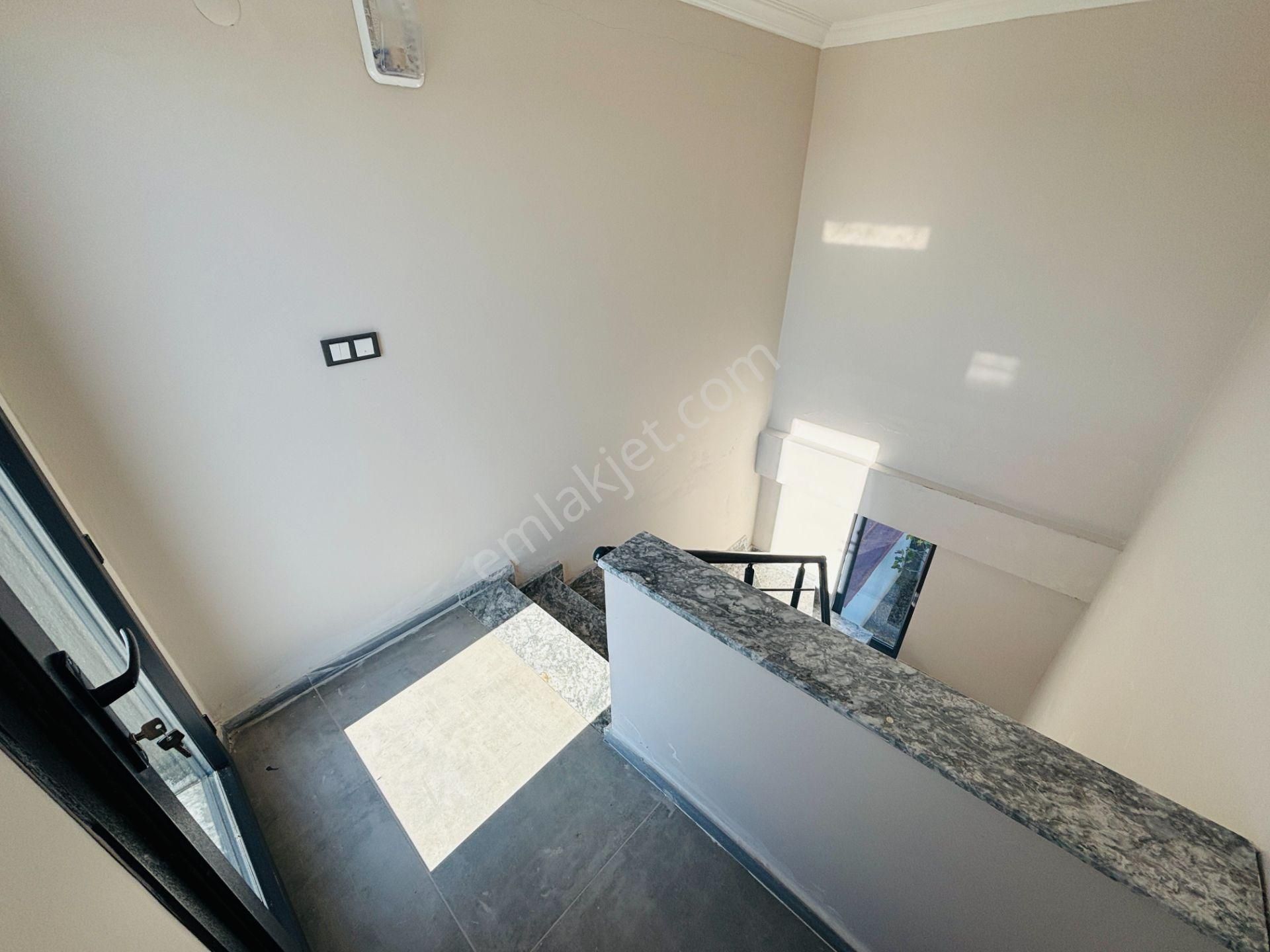 İzmir Seferihiasar Payamlı Mahallesi’nde 3+1 Ebeveyn Banyolu Müstakil Dubleks Yazlık Villa - Görsel 28