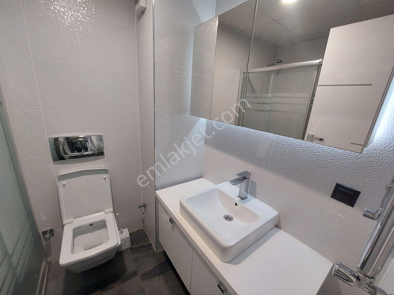Küçükçekmece Halkalı Cadde24 Kiralık 1+0 Stüdyo Ofis Boş - Görsel 20