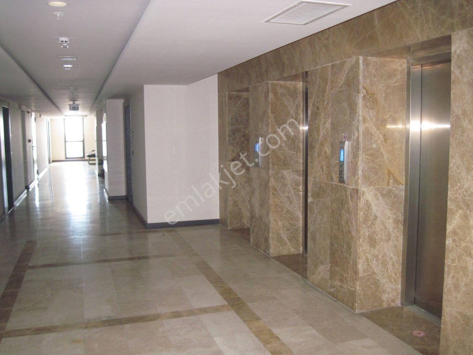 Küçükçekmece Halkalı Cadde24 Kiralık 1+0 Stüdyo Ofis Boş - Görsel 11