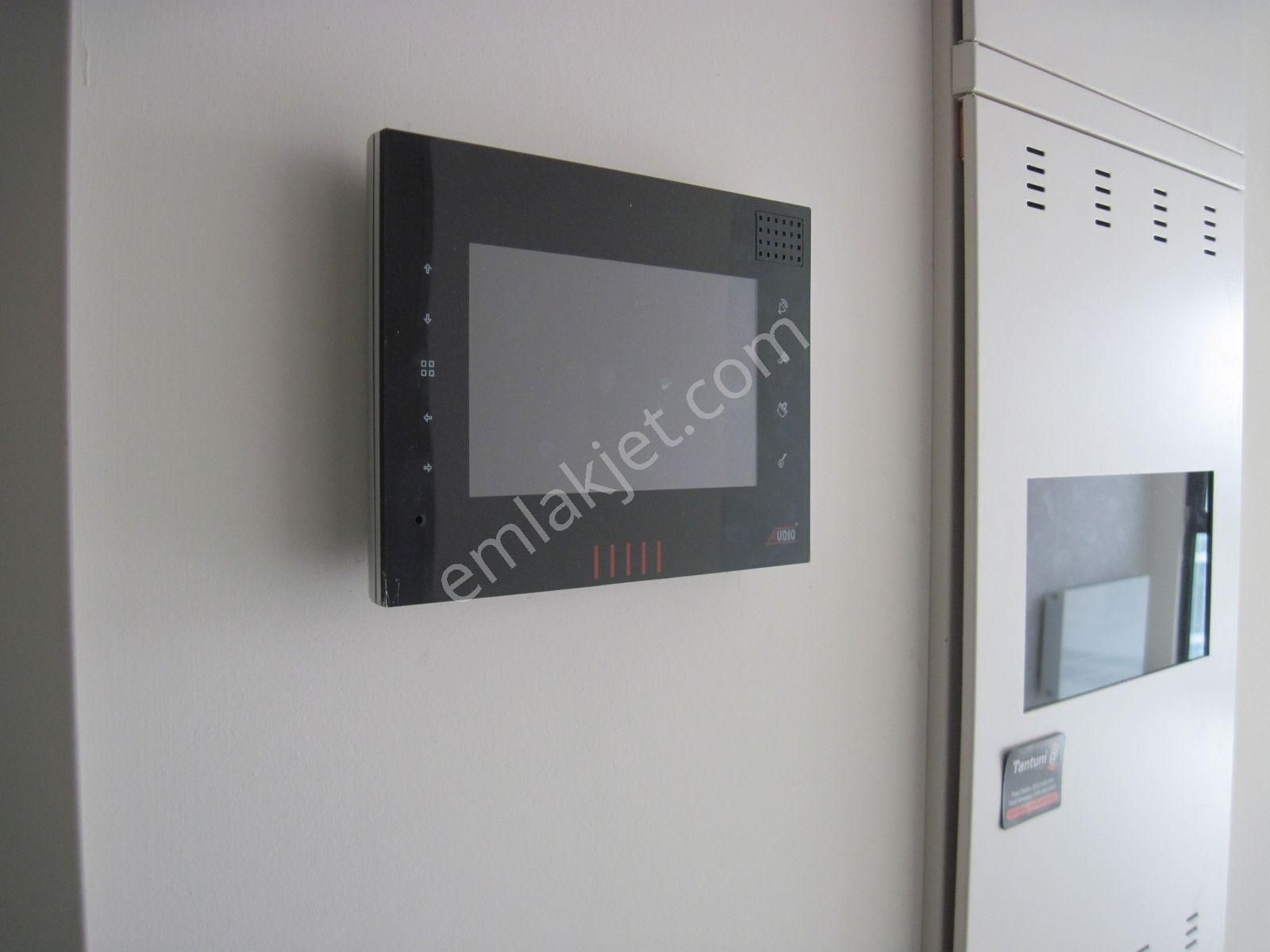 Küçükçekmece Halkalı Cadde24 Kiralık 1+0 Stüdyo Ofis Boş - Görsel 22
