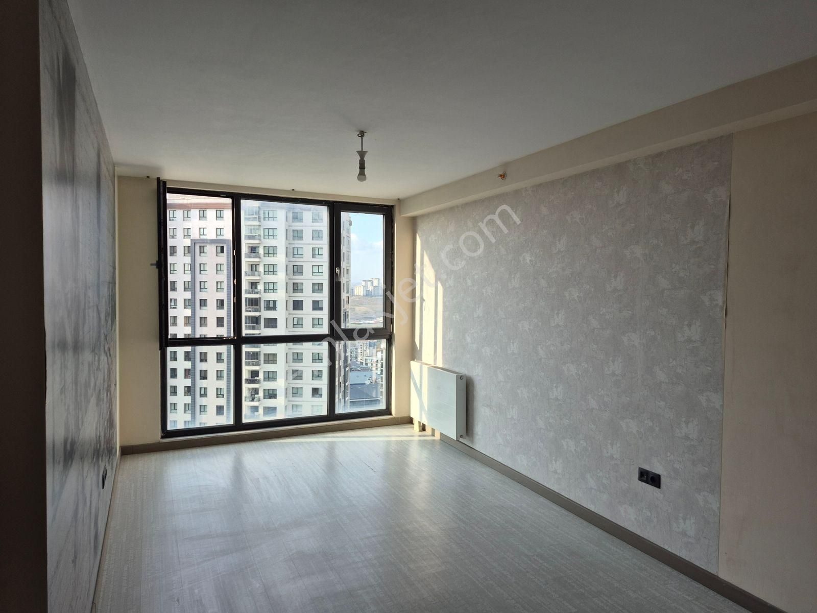 Küçükçekmece Halkalı Cadde24 Kiralık 1+0 Stüdyo Ofis Boş - Görsel 28