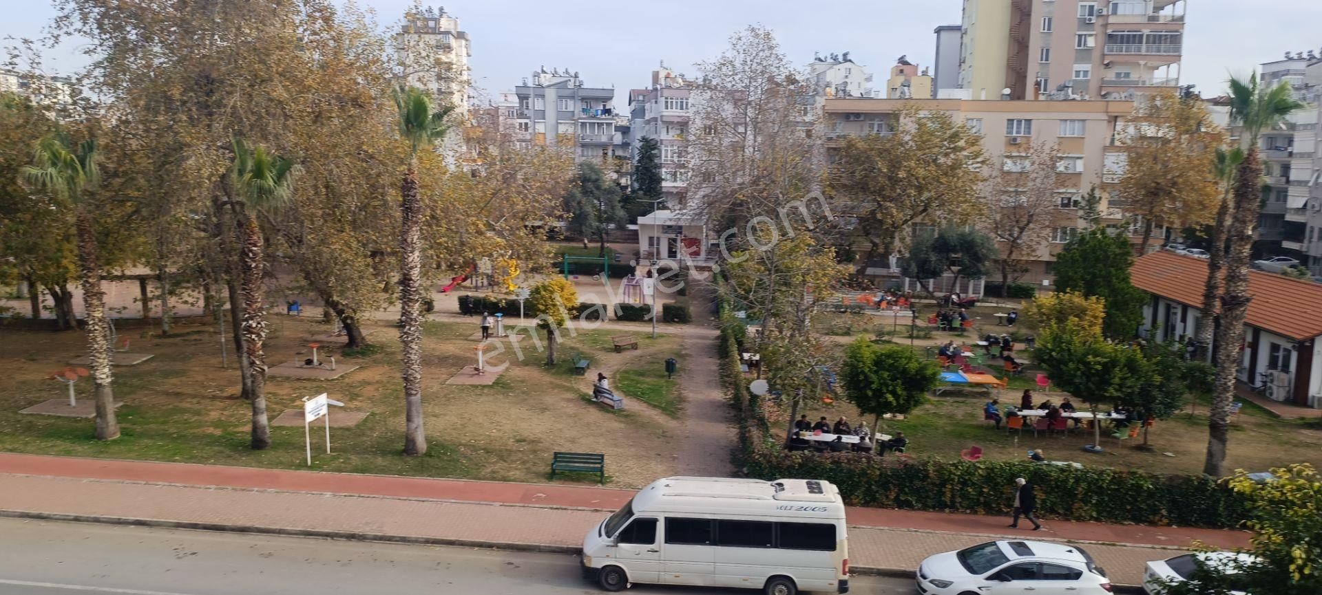 Bayındırda 3+1 135m2 Klimalı Eşyalı Cadde Üzeri Ara Kat - Görsel 17