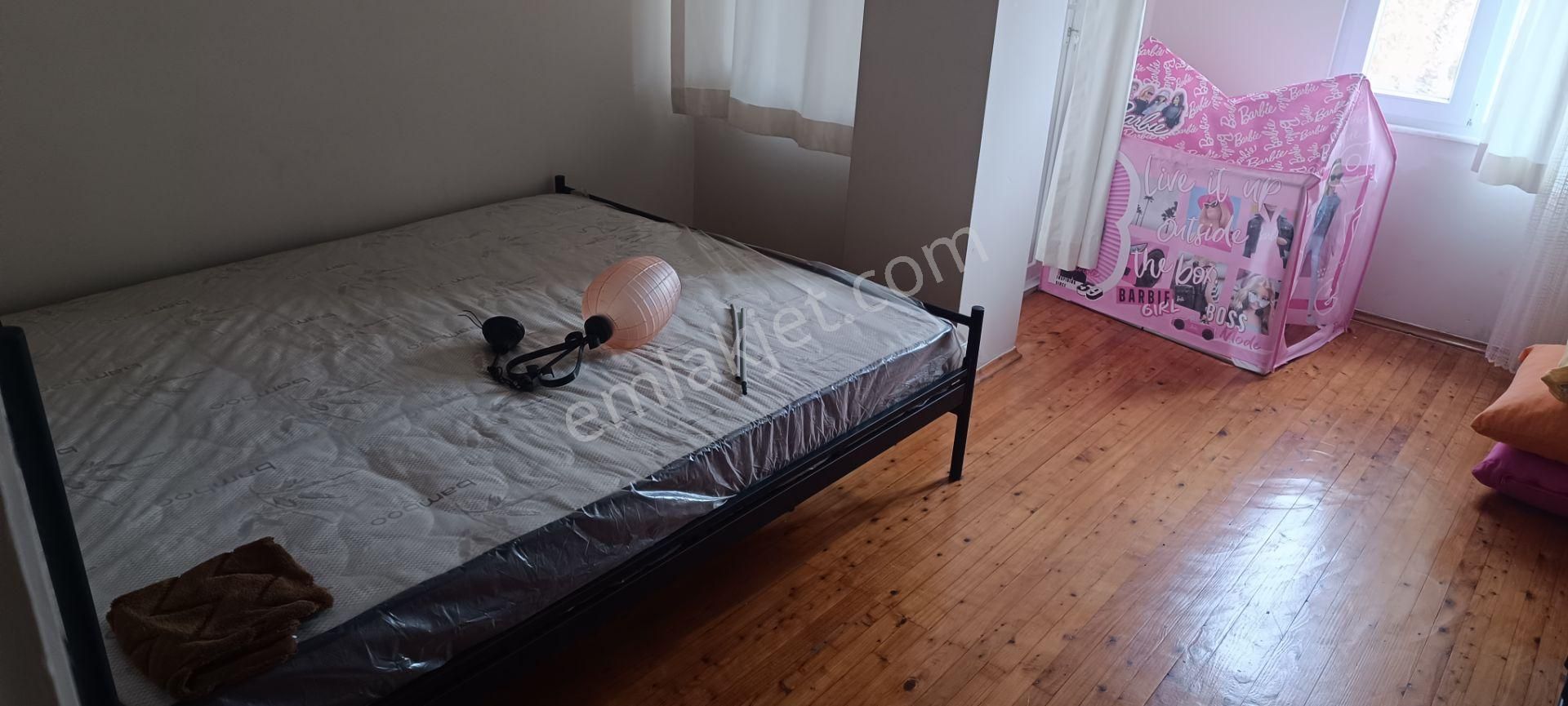 Bayındırda 3+1 135m2 Klimalı Eşyalı Cadde Üzeri Ara Kat - Görsel 7