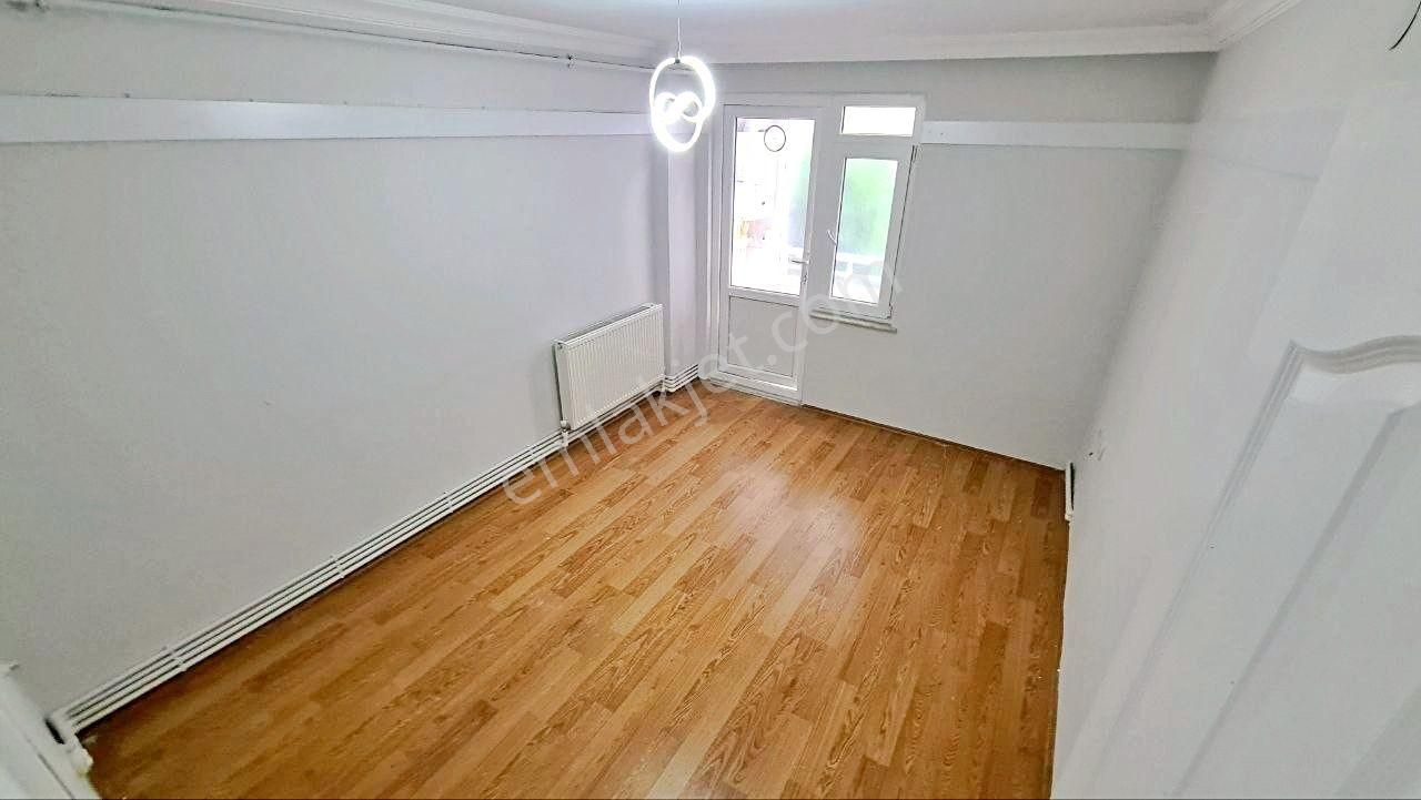 Akçay Altınkum'da 2+1 Kombili Giriş Kat Merkezde Satılık Daire - Görsel 8