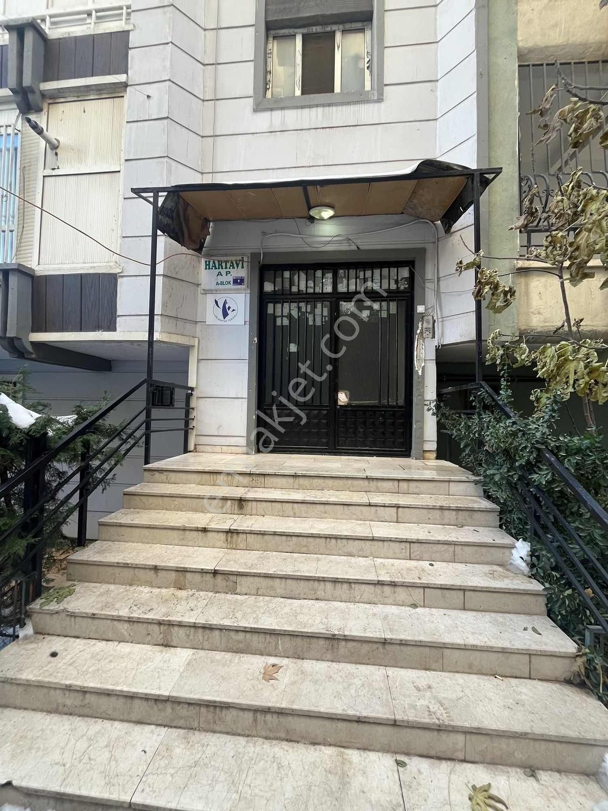 Özel Teraslı Çatı Katı | Modern 1+1 - Görsel 13