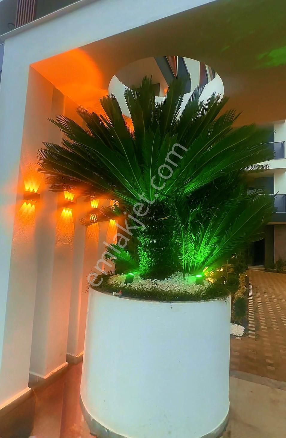 Havuzlu Sitede Ebeveyn Banyolu 2+1 Sıfır Daire - Görsel 12