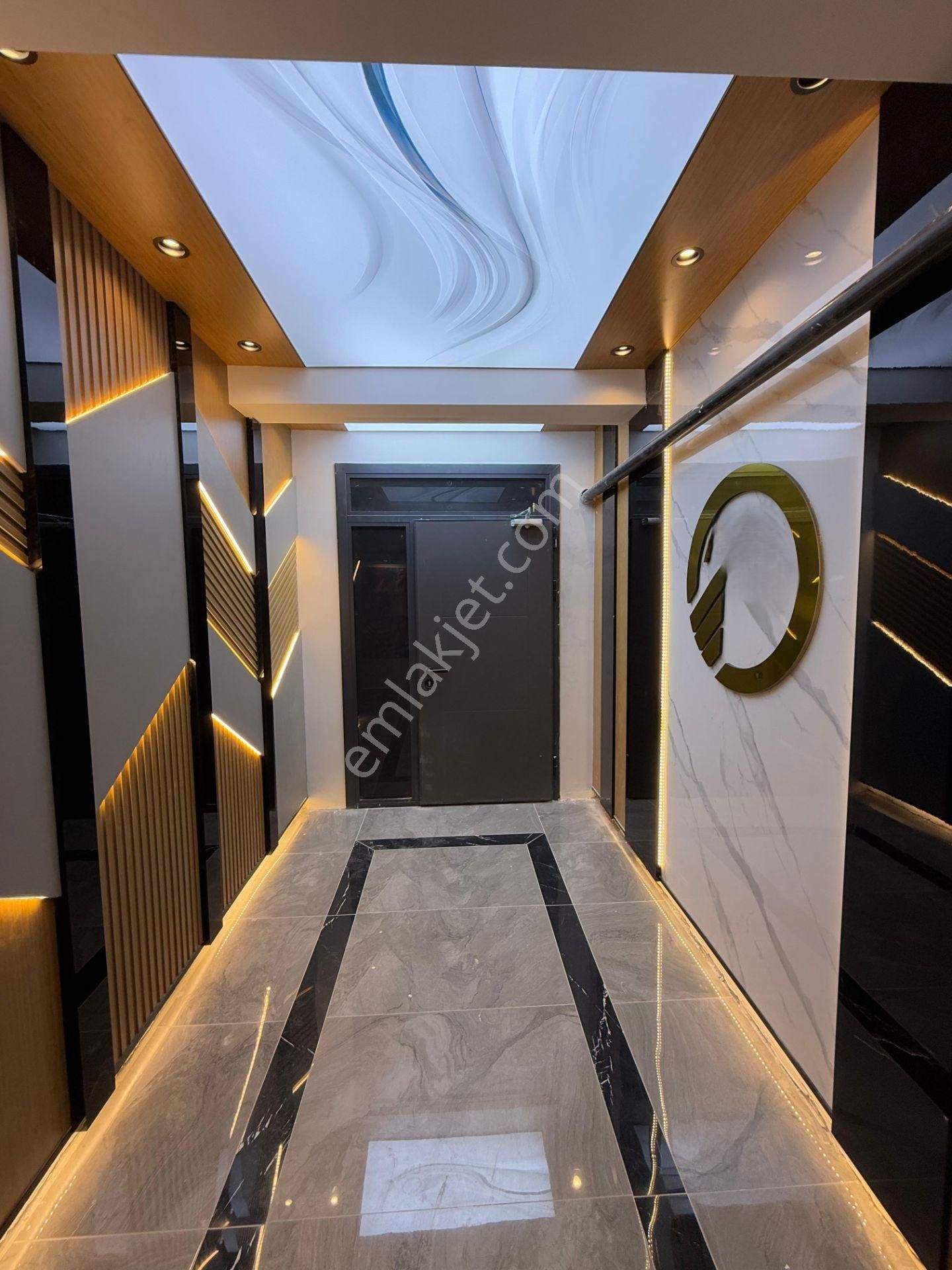 Havuzlu Sitede Ebeveyn Banyolu 2+1 Sıfır Daire - Görsel 13