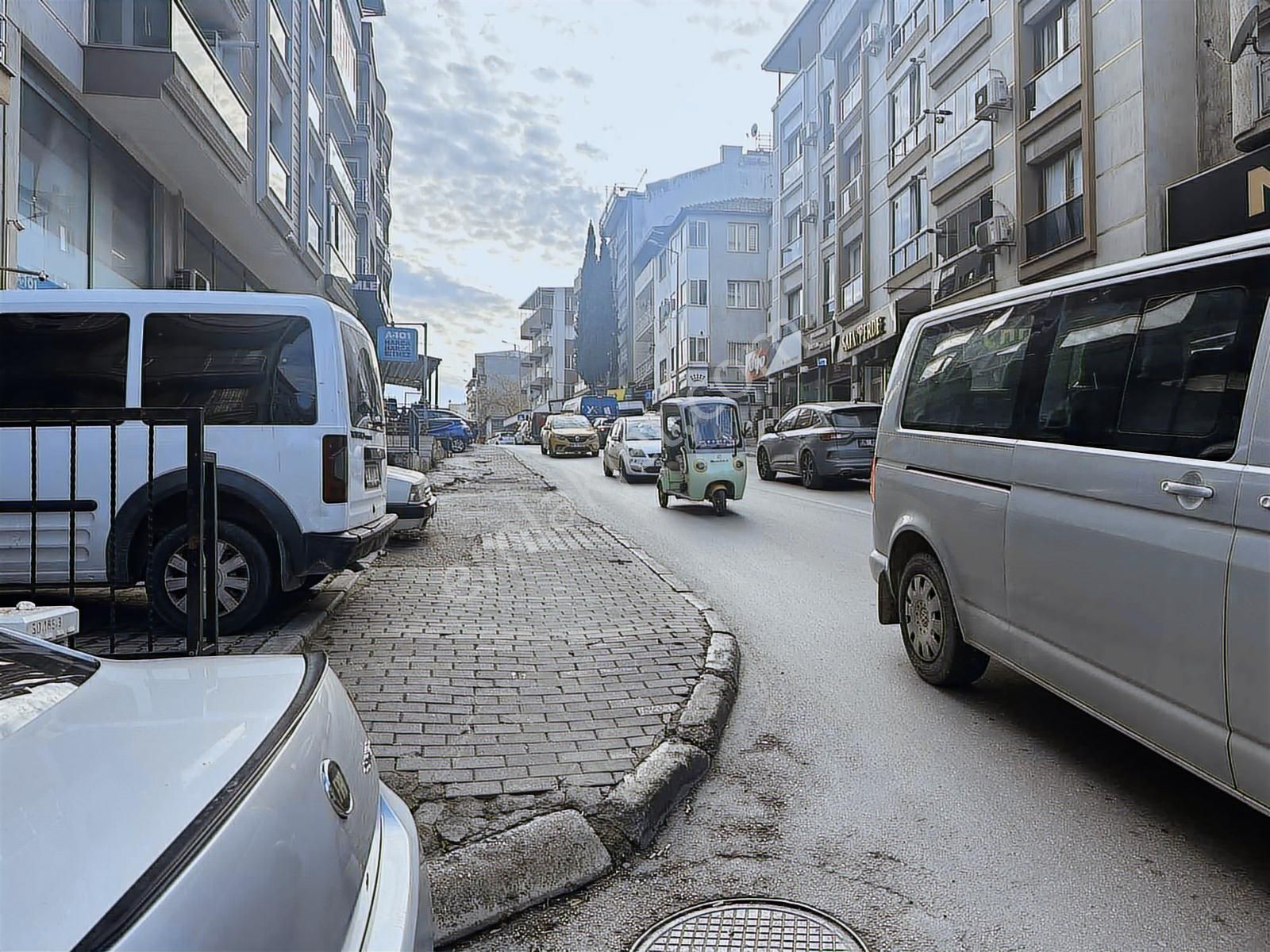 Bozyaka Bahçem Yakını Doğalgazlı Otoparklı Satılık Daire - Görsel 7