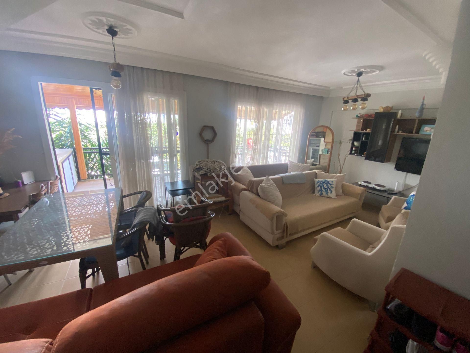 Nazilli Pazarı Bölgesi Bakımlı 4+1 Yazlık - Görsel 5