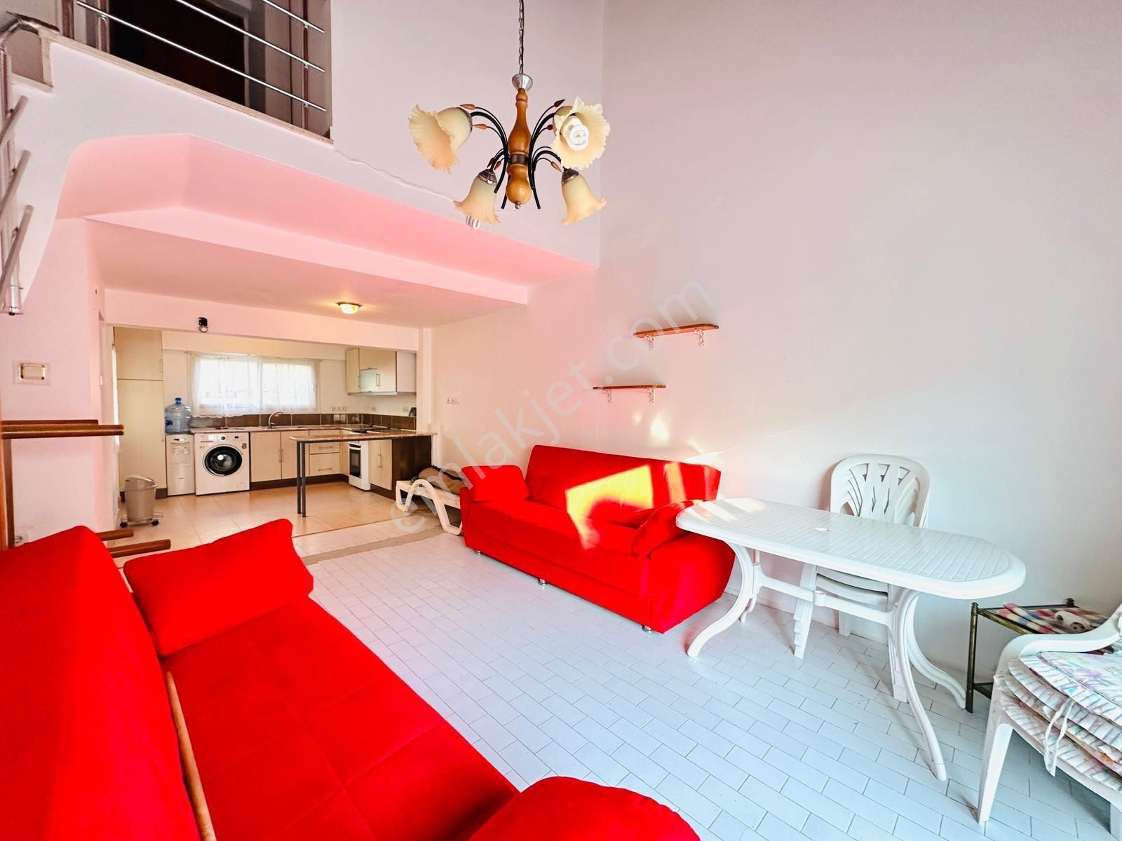 Kadınlar Denizinde Plaja Yakın Havuzlu Bakımlı Yazlık - Görsel 7