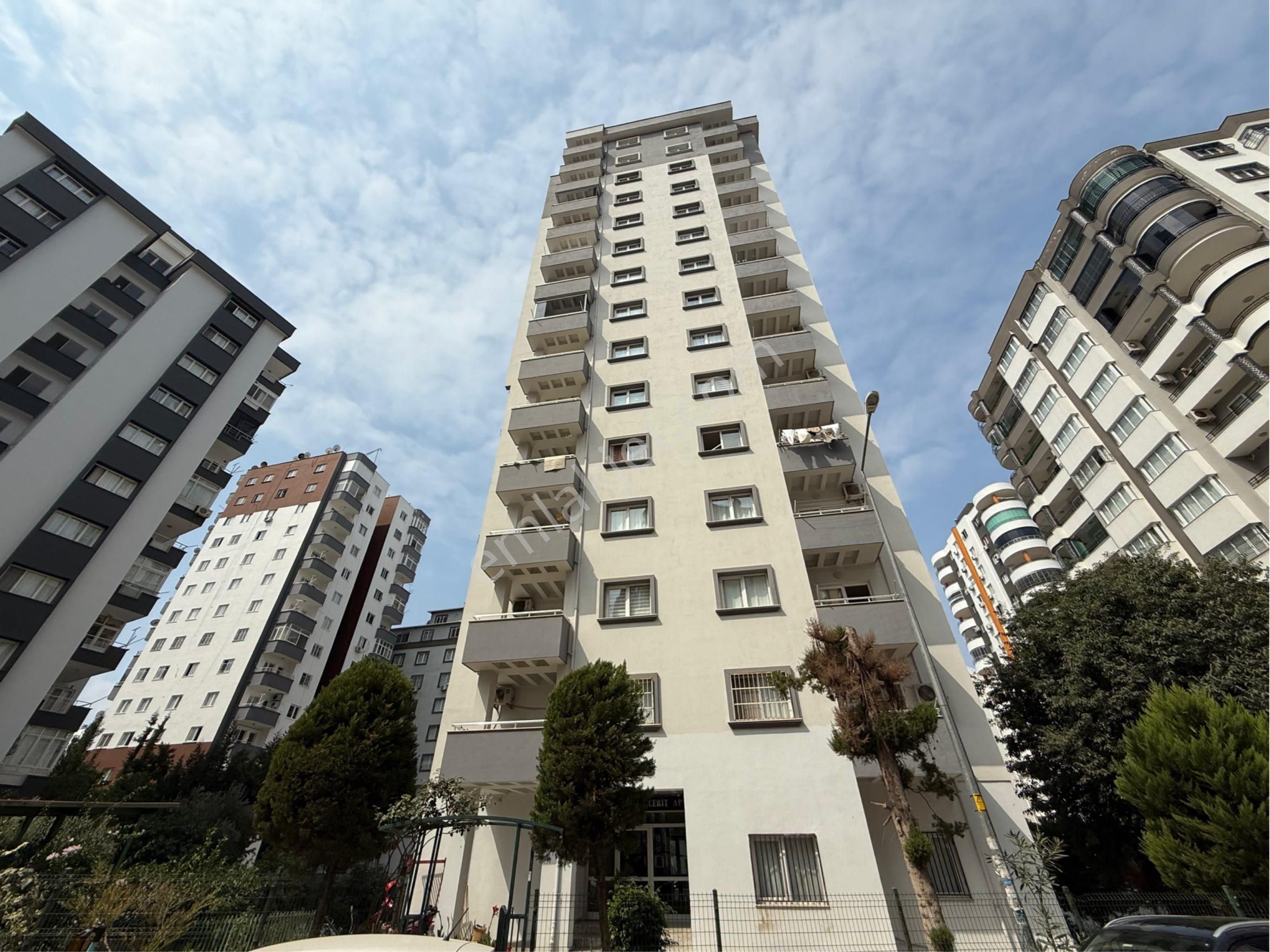 S.demirel'de 9 Yaş/2+1/3 Cepheli/3 Balkonlu/iskanlı Kaçmaz Daire