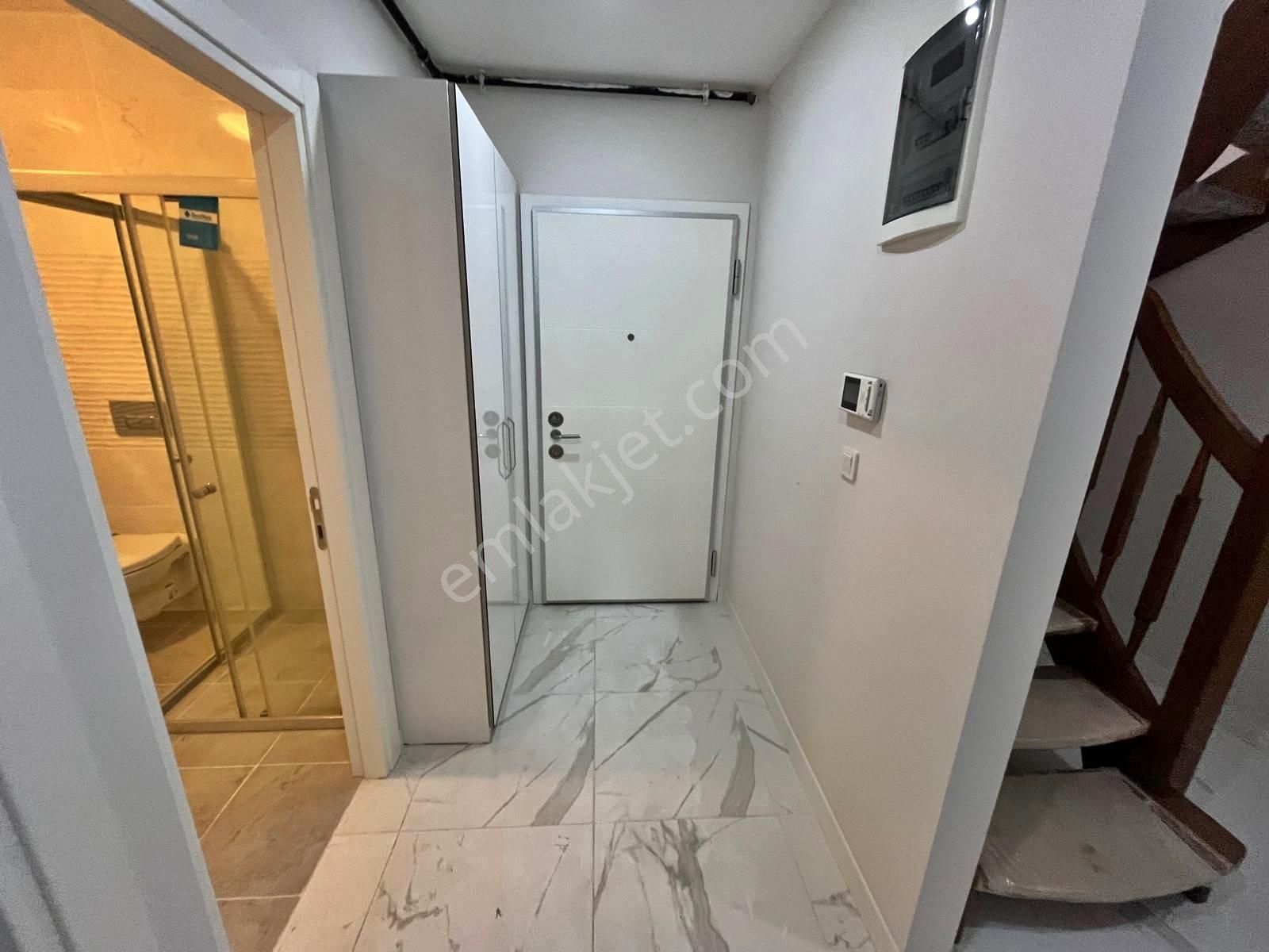 Yatırım'dan Küçükyalı Çınar Sahilde Deniz Manzaralı 4+1 Dubleks - Görsel 6