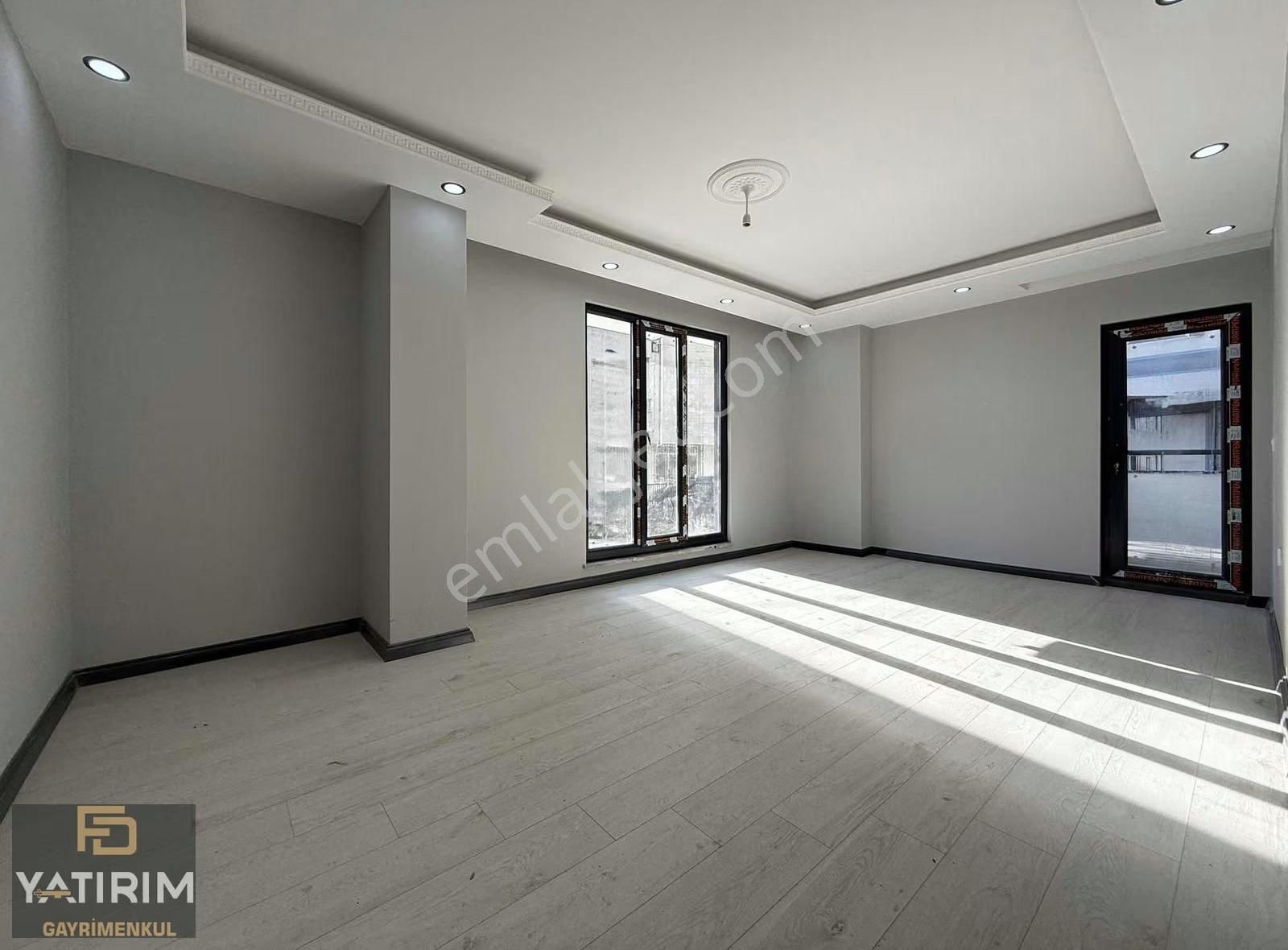 Atatürk Cad Ve Marmaray Yakını 2+1 100m2 Lüks Yüksek Giriş Daire - Görsel 18