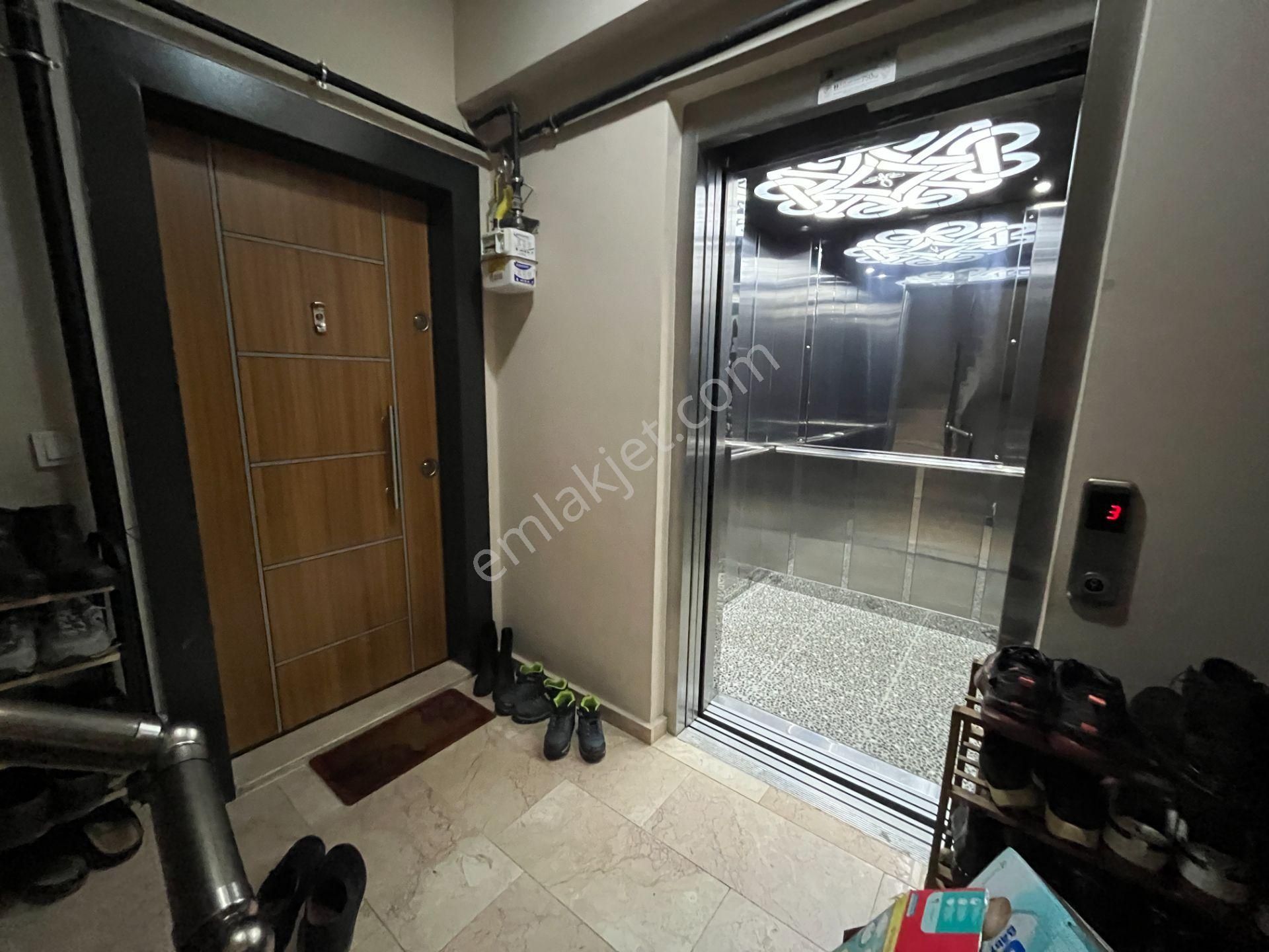 Yenidoğan Safa Mahallesinde Krediye Uygun İskanlı 5+1 Üstdubleks - Görsel 11