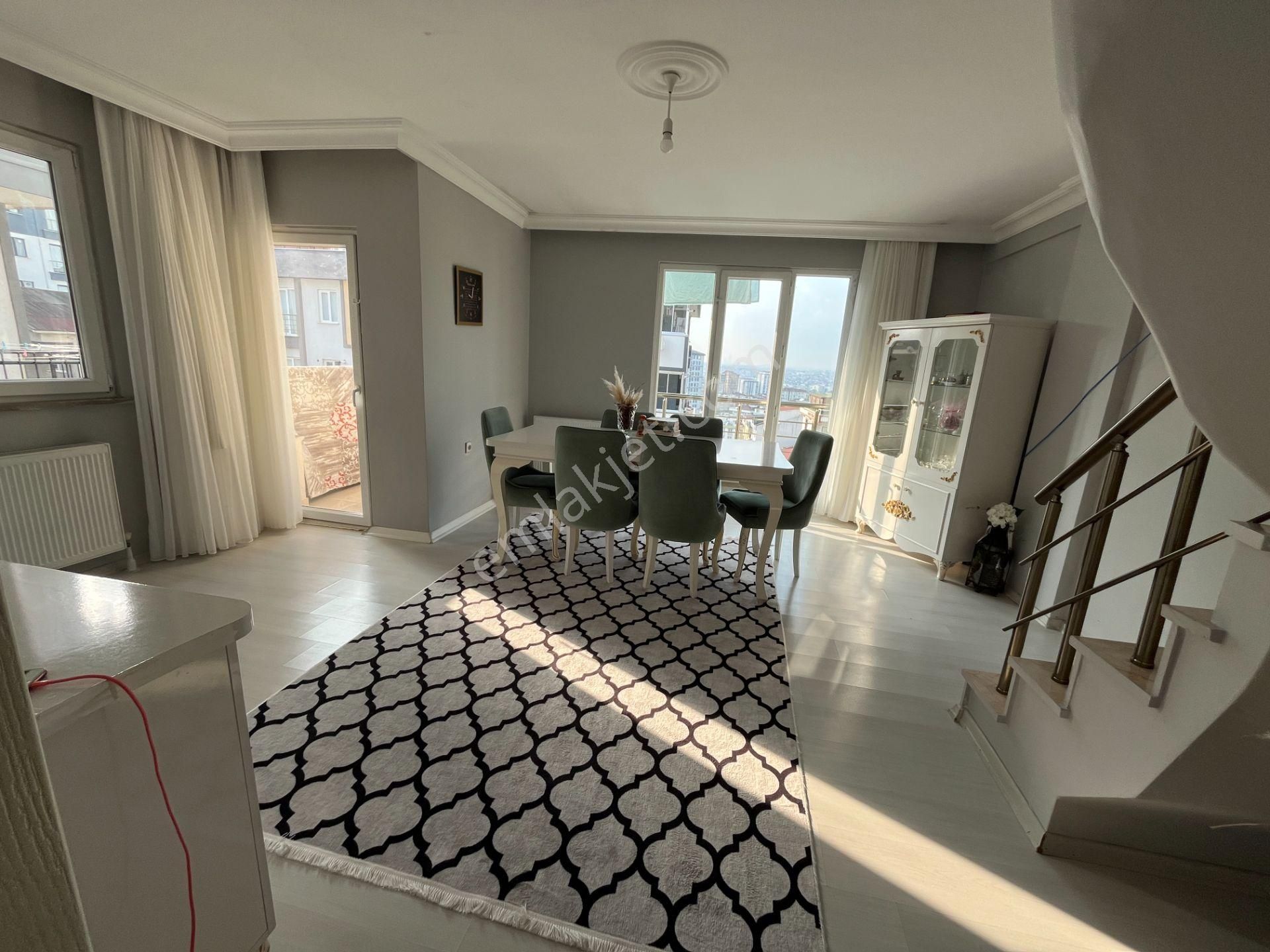 Yenidoğan Safa Mahallesinde Krediye Uygun İskanlı 5+1 Üstdubleks - Görsel 8