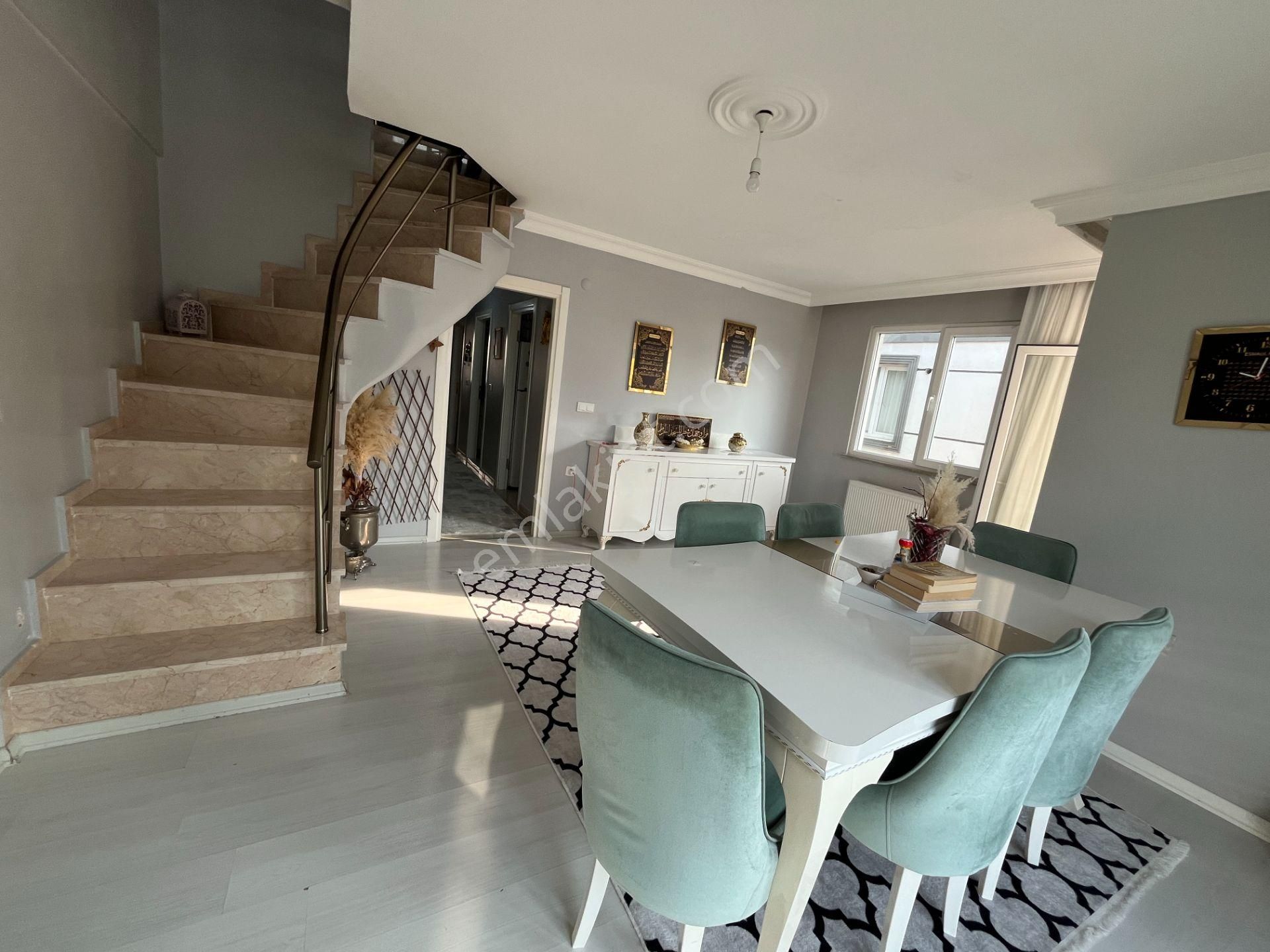 Yenidoğan Safa Mahallesinde Krediye Uygun İskanlı 5+1 Üstdubleks - Görsel 3