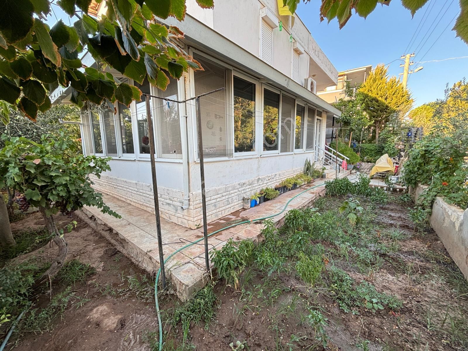 İzmir Seferihisar Ürkmez Deniz Tarafında Plaja 100m 4+1 Satılık Villa - Görsel 4