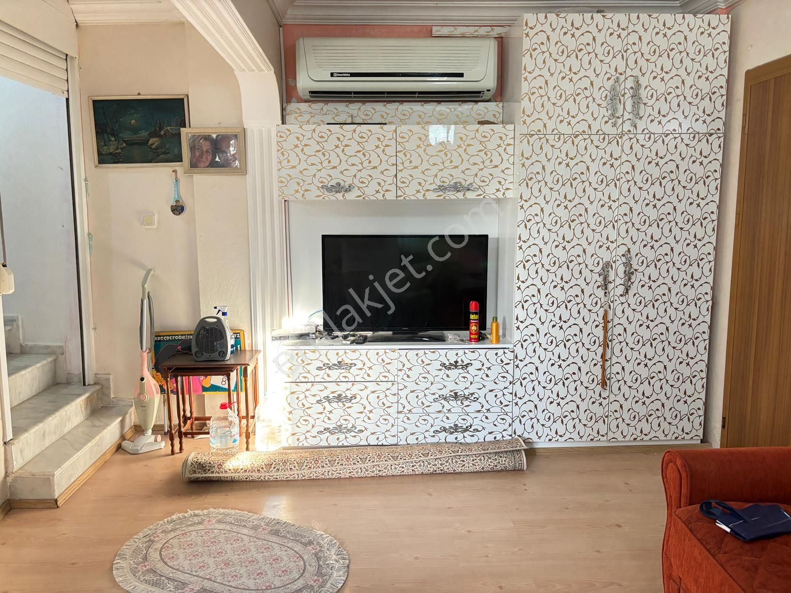 İzmir Seferihisar Ürkmez Deniz Tarafında Plaja 100m 4+1 Satılık Villa - Görsel 25