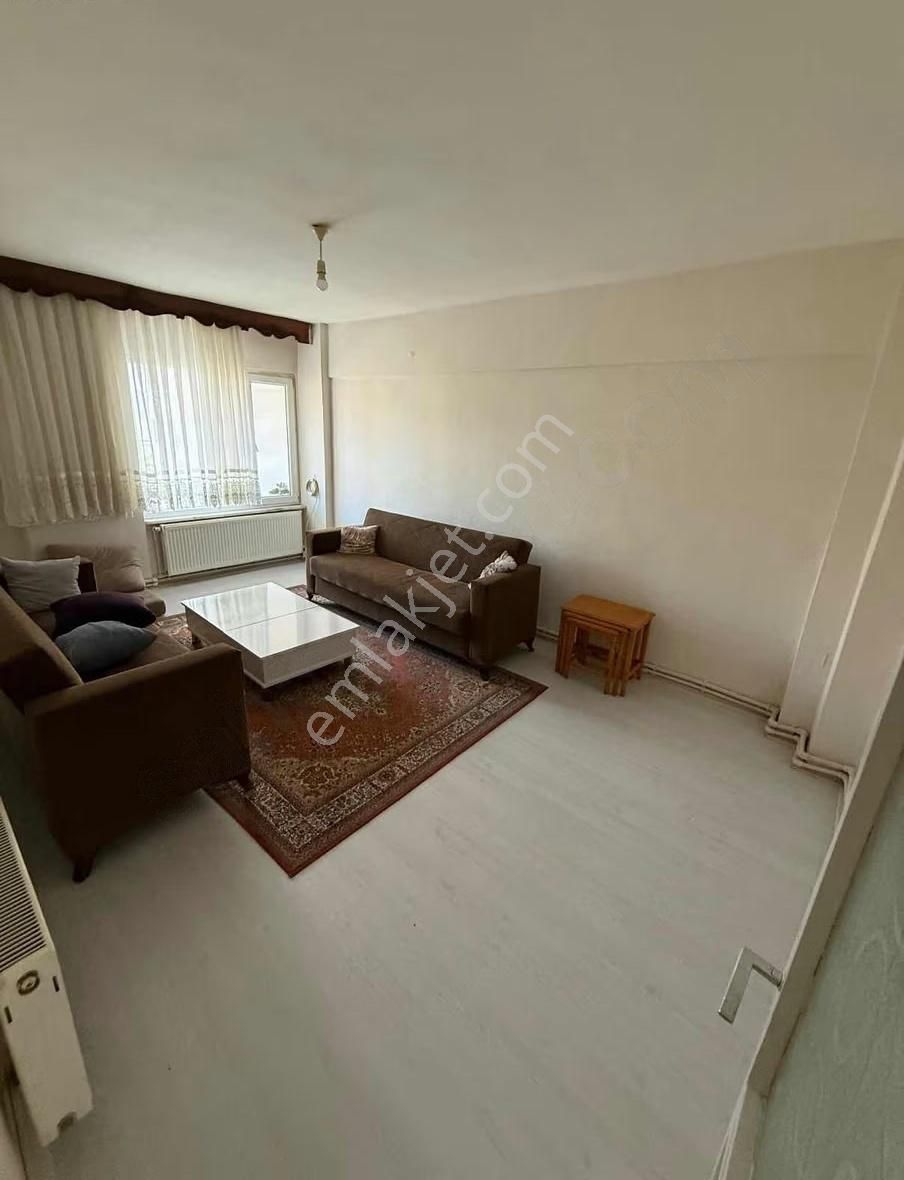 Fevzi Çakmak Mahallesinde Kiralık 2+1 Dair