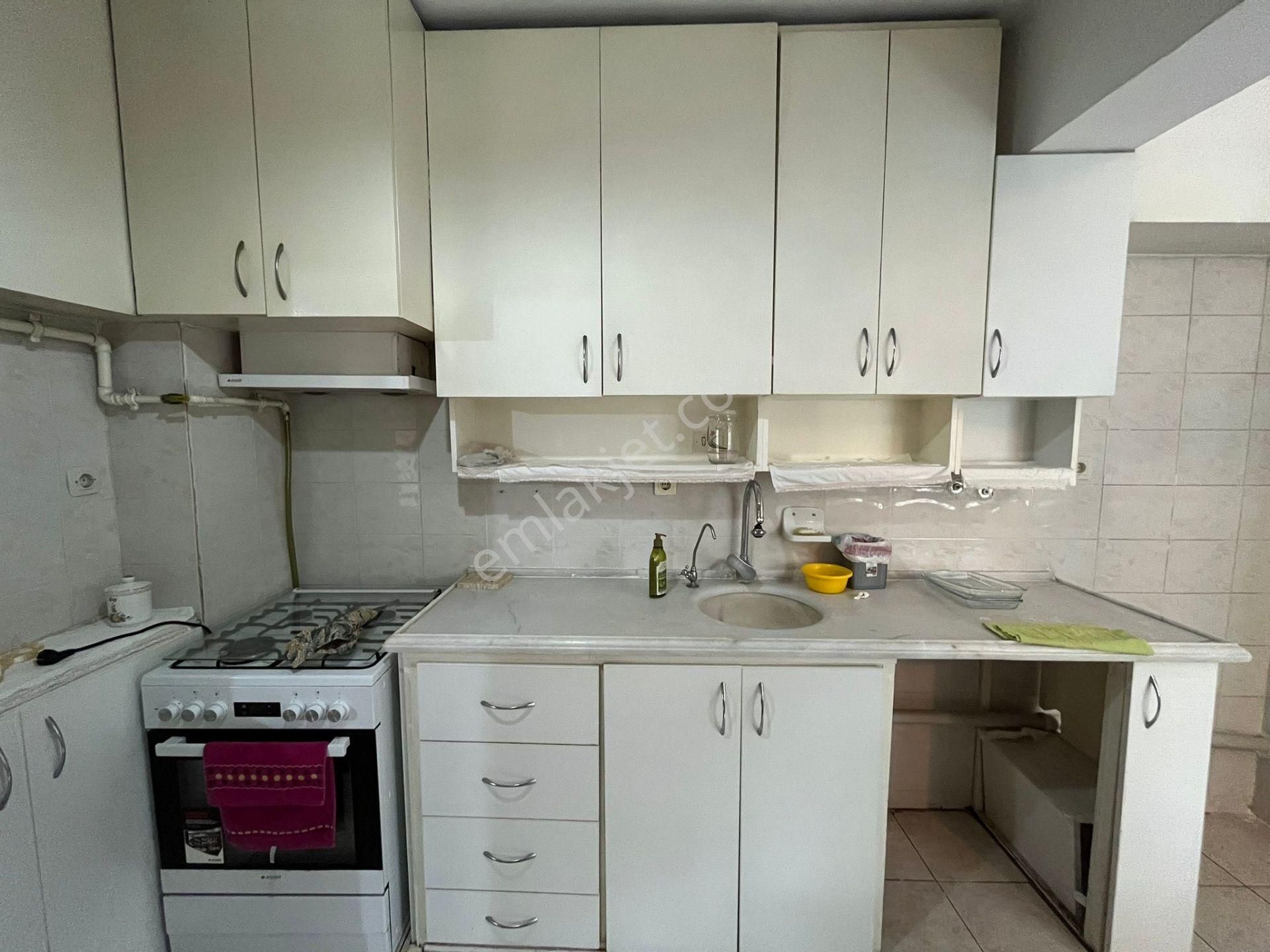 Asil'den Üçkuyularda 3+1 Bakımlı Doğalgazlı Daire - Görsel 13