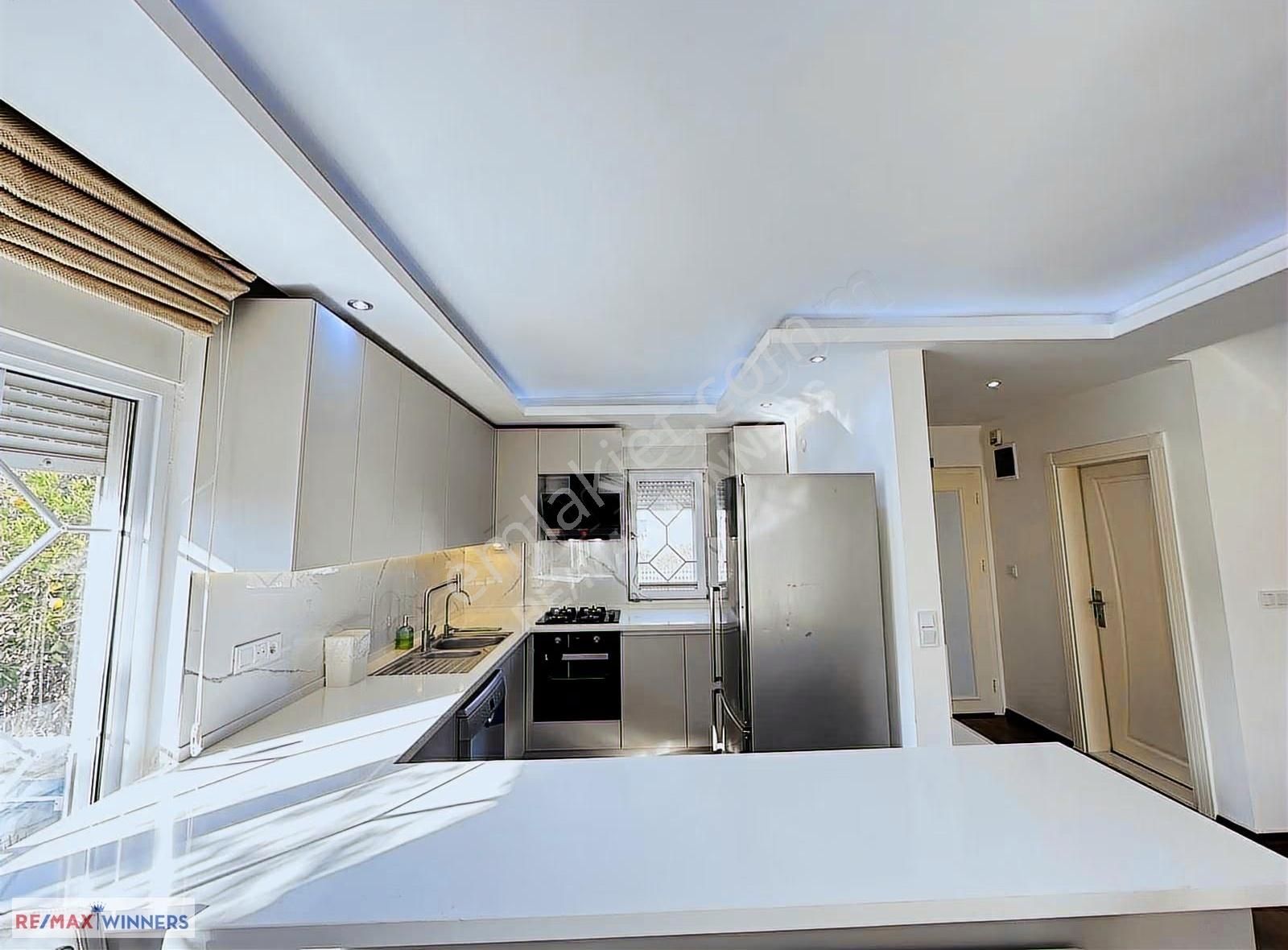 Bahçeli Eşyalı Villa - Görsel 42