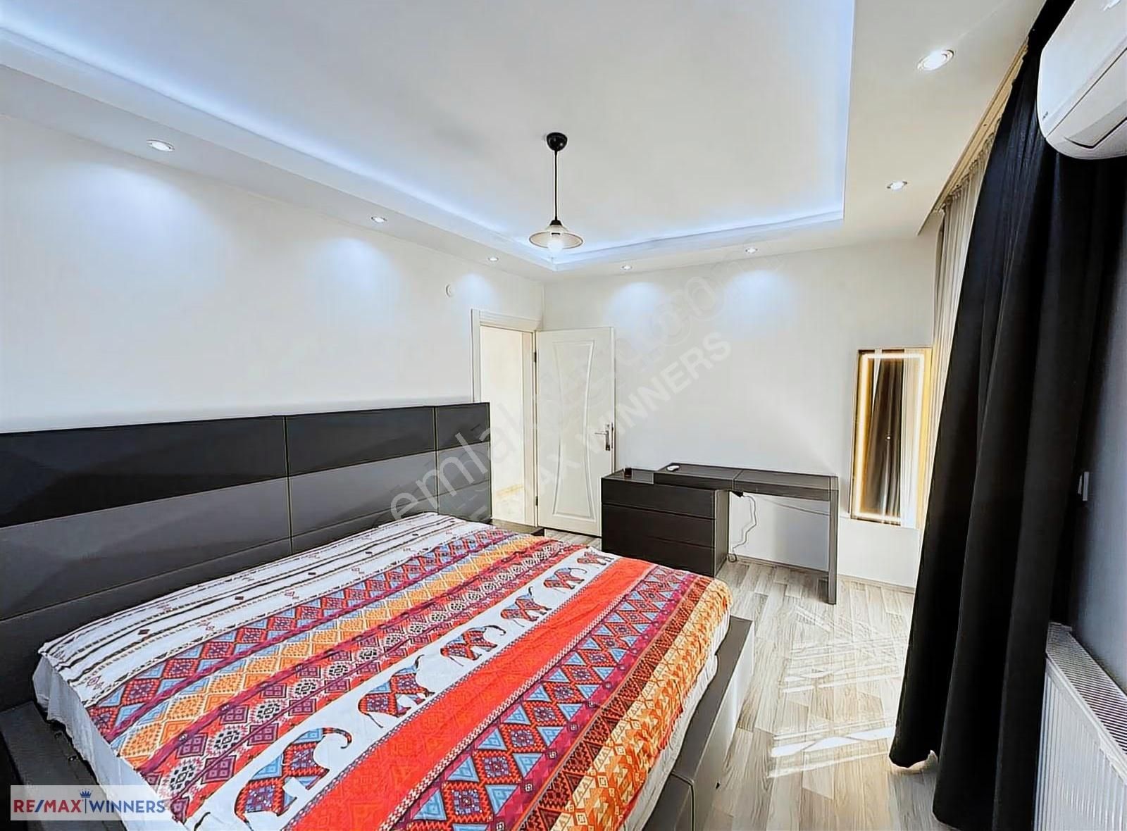 Bahçeli Eşyalı Villa - Görsel 21