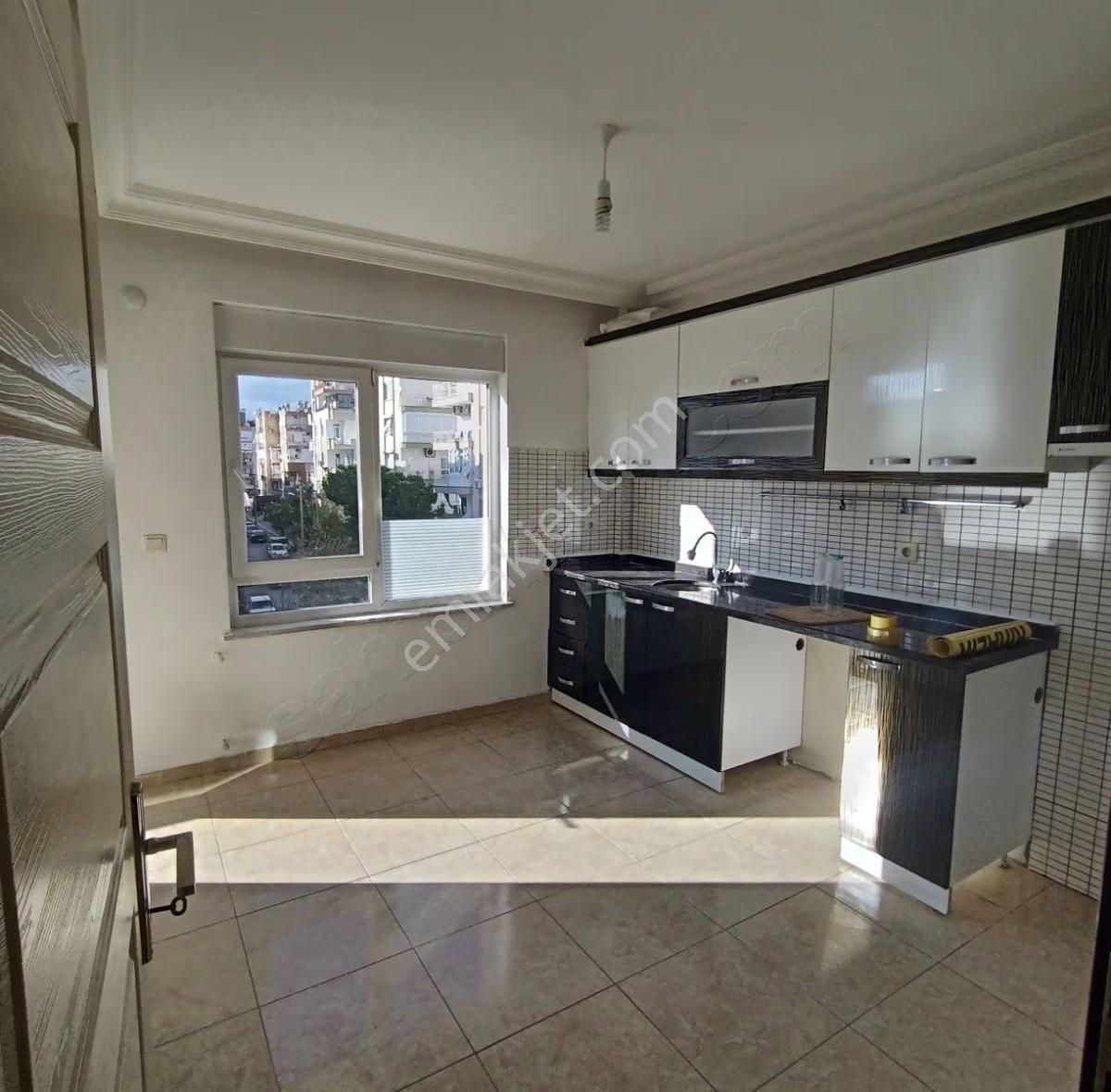 Güvenlik Mh. Arakat Asansörlü Ebeveyn Banyolu Kiralık 3+1 Daire - Görsel 9