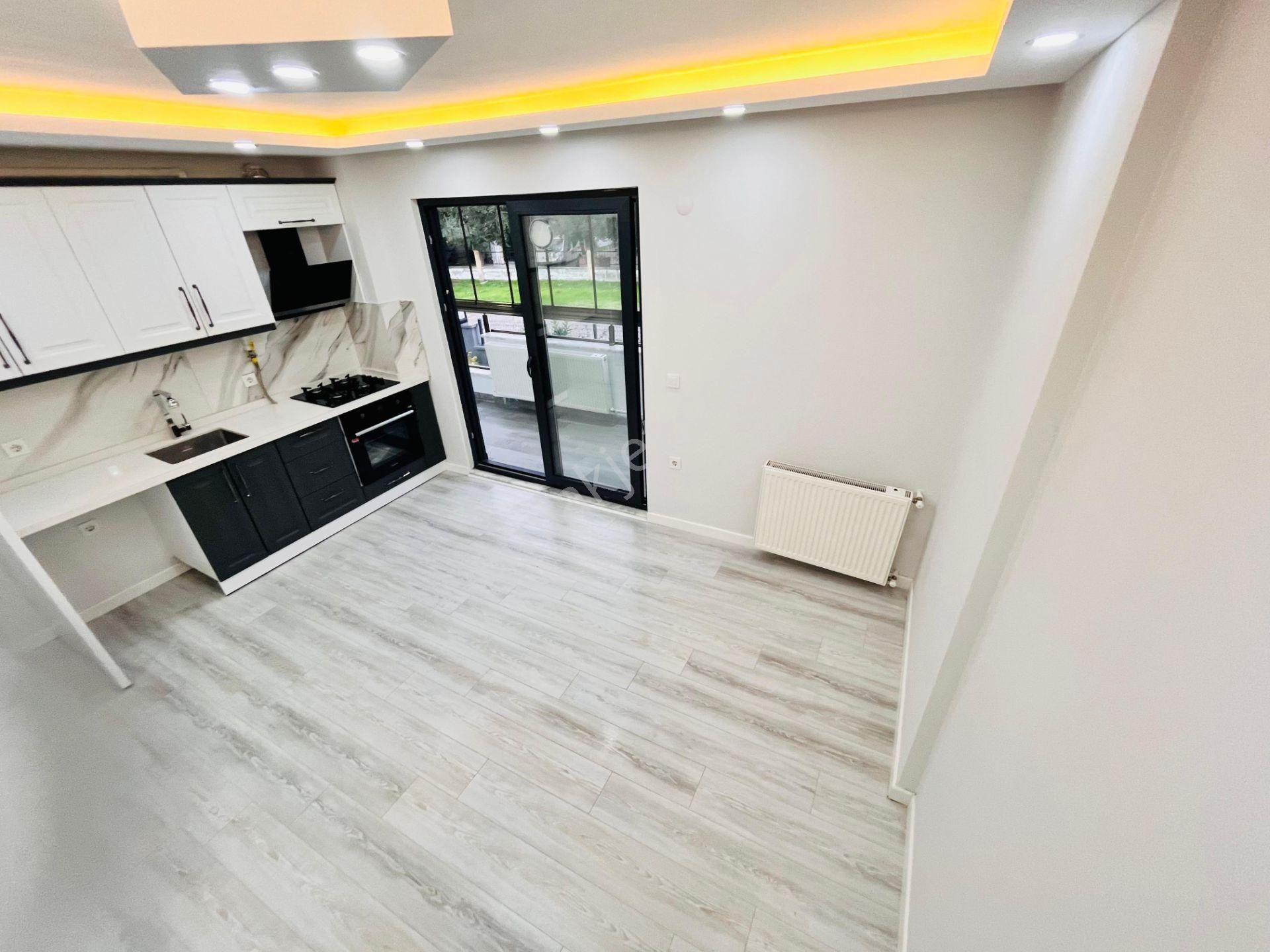 Parstan Altınkumda Kapalı Otoparklı Ön Cephe Doğalgazlı Lüks 2+1 - Görsel 2