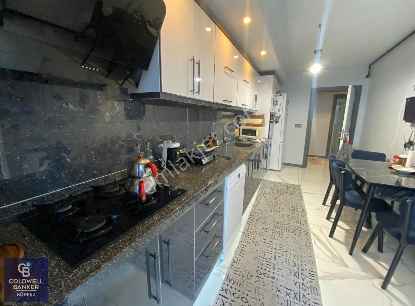 Edremit Kadıköy Beykonaklarında Satılık 3+1 Daire - Görsel 4