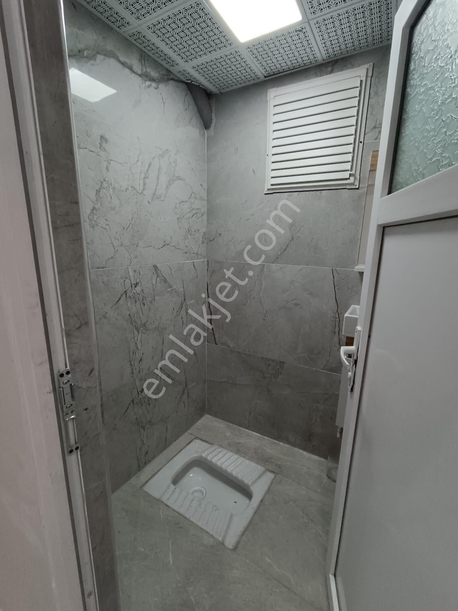 Sincan Mareşalda 3+1 Full Yapılı Ara Kat Ön Cephe Caddeye Trene Yakın Daire - Görsel 7