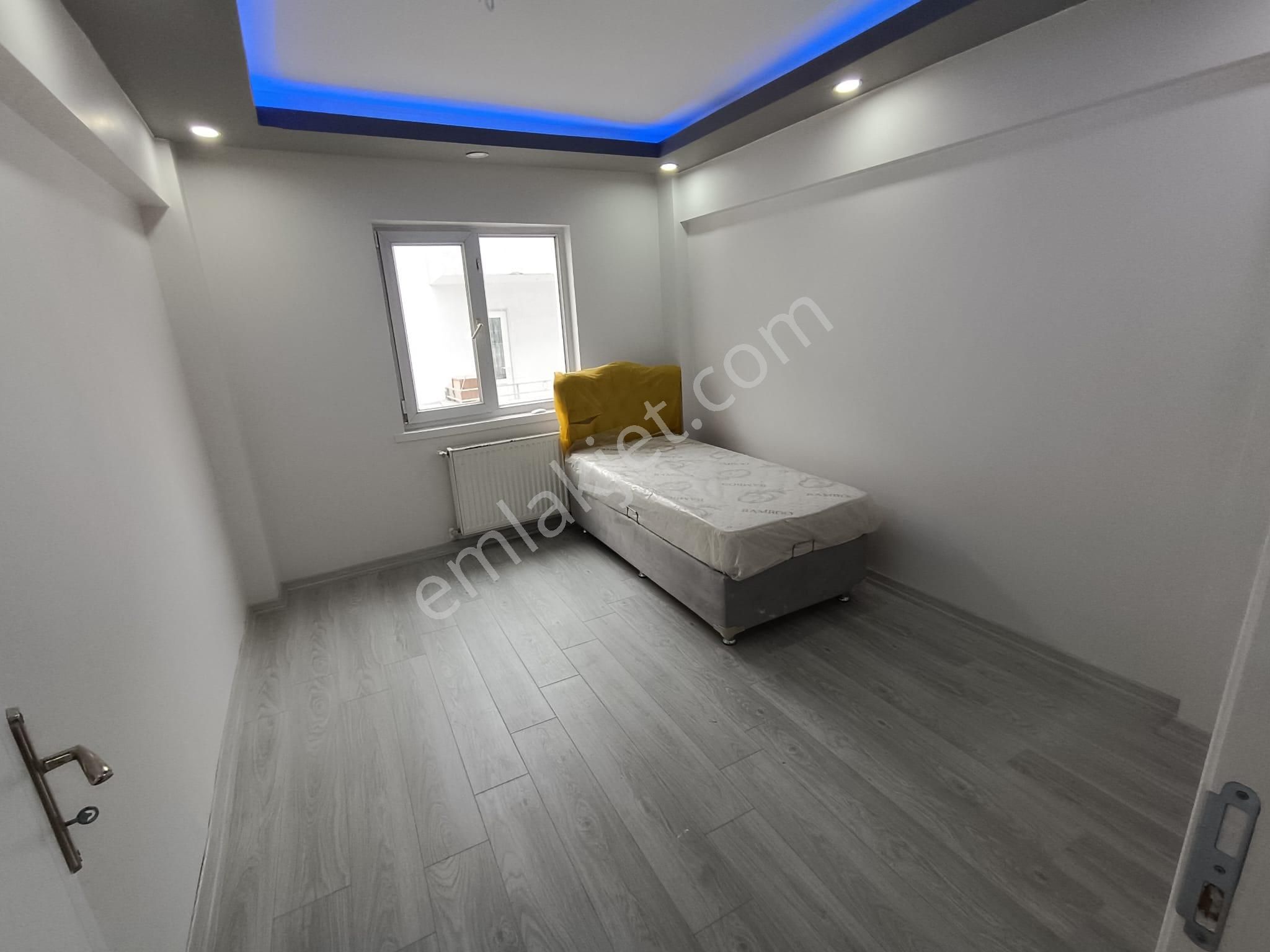 Sincan Mareşalda 3+1 Full Yapılı Ara Kat Ön Cephe Caddeye Trene Yakın Daire - Görsel 15