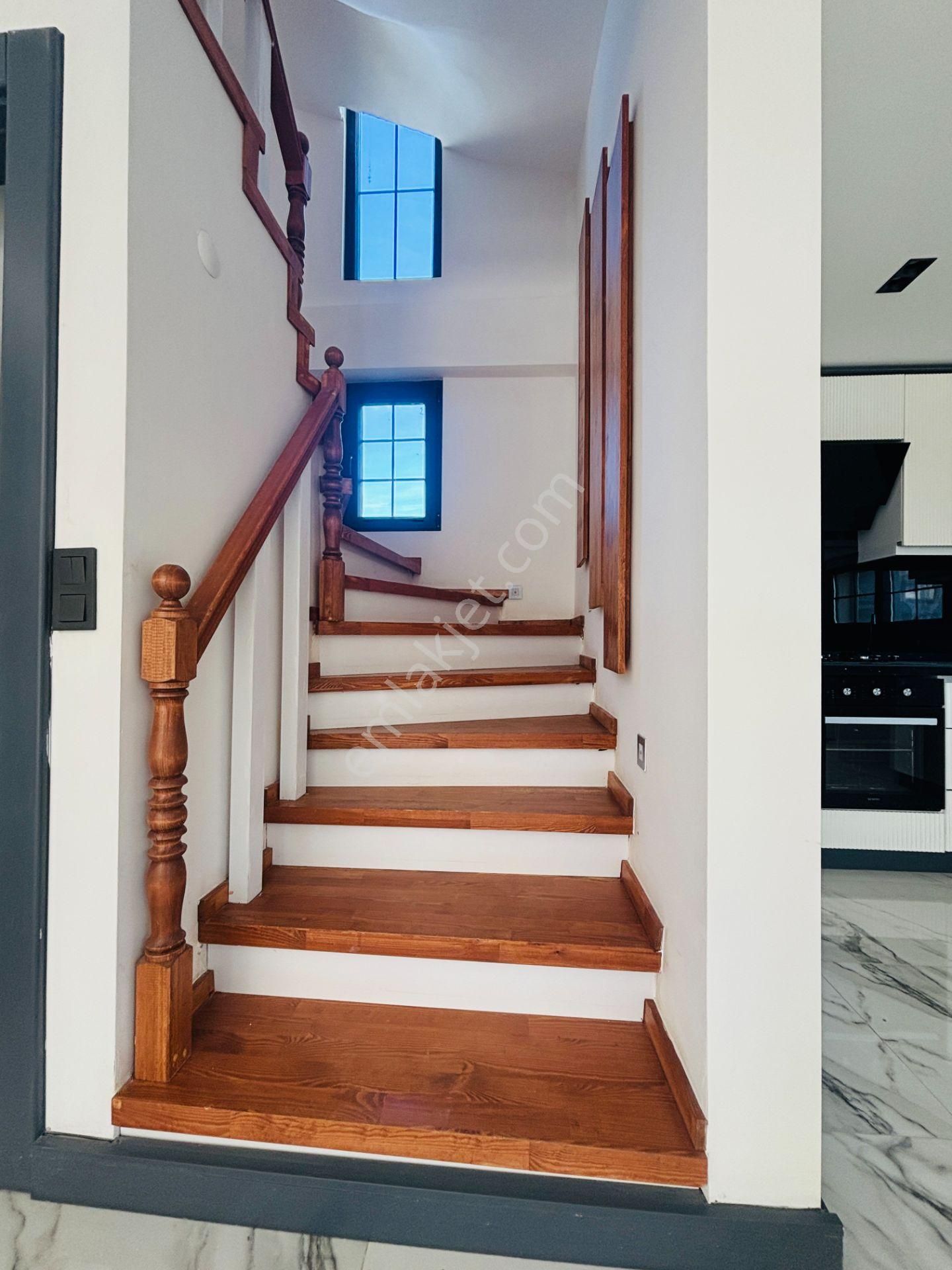 İzmir Seferihisar Düzce Mahallesi’nde Havuzlu Tek Müstakil Dubleks Villa - Görsel 20