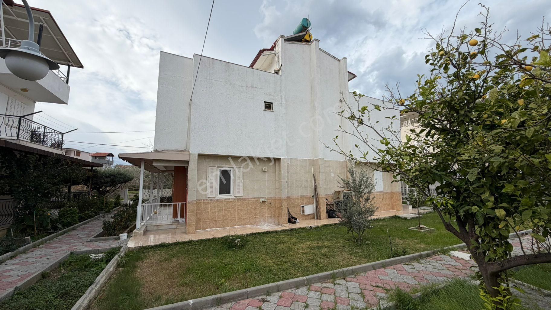 Aydın Kuşadası Güzelçamlıda Denize 350 Metre 4+1 Bahçeli Villa - Görsel 42